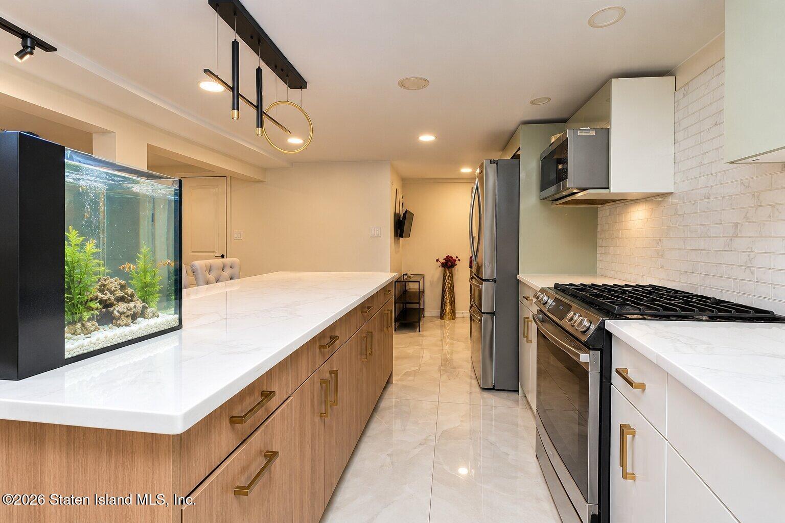 18 Zoe Street, Staten Island, NY, 10305 image 14