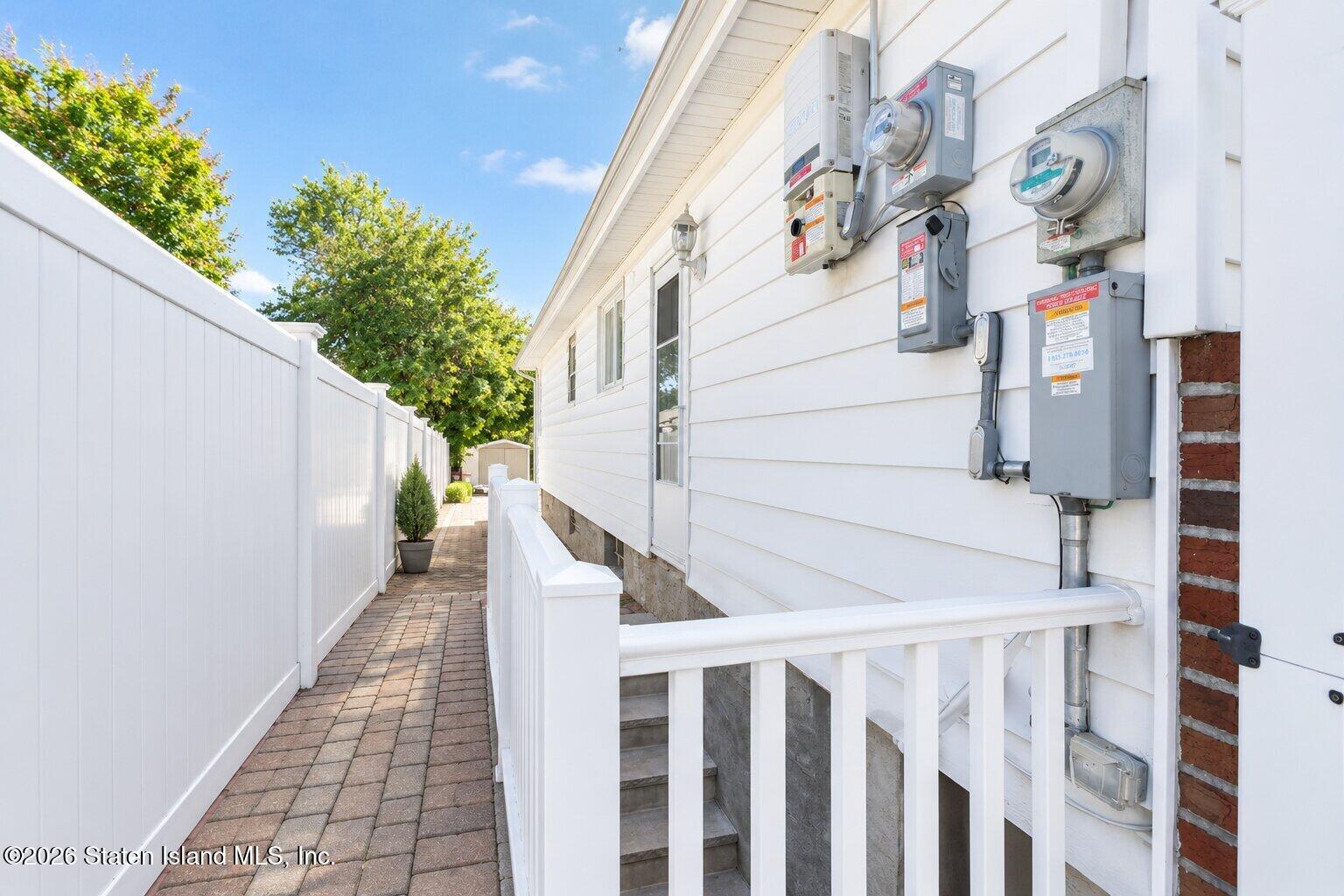 18 Zoe Street, Staten Island, NY, 10305 image 32