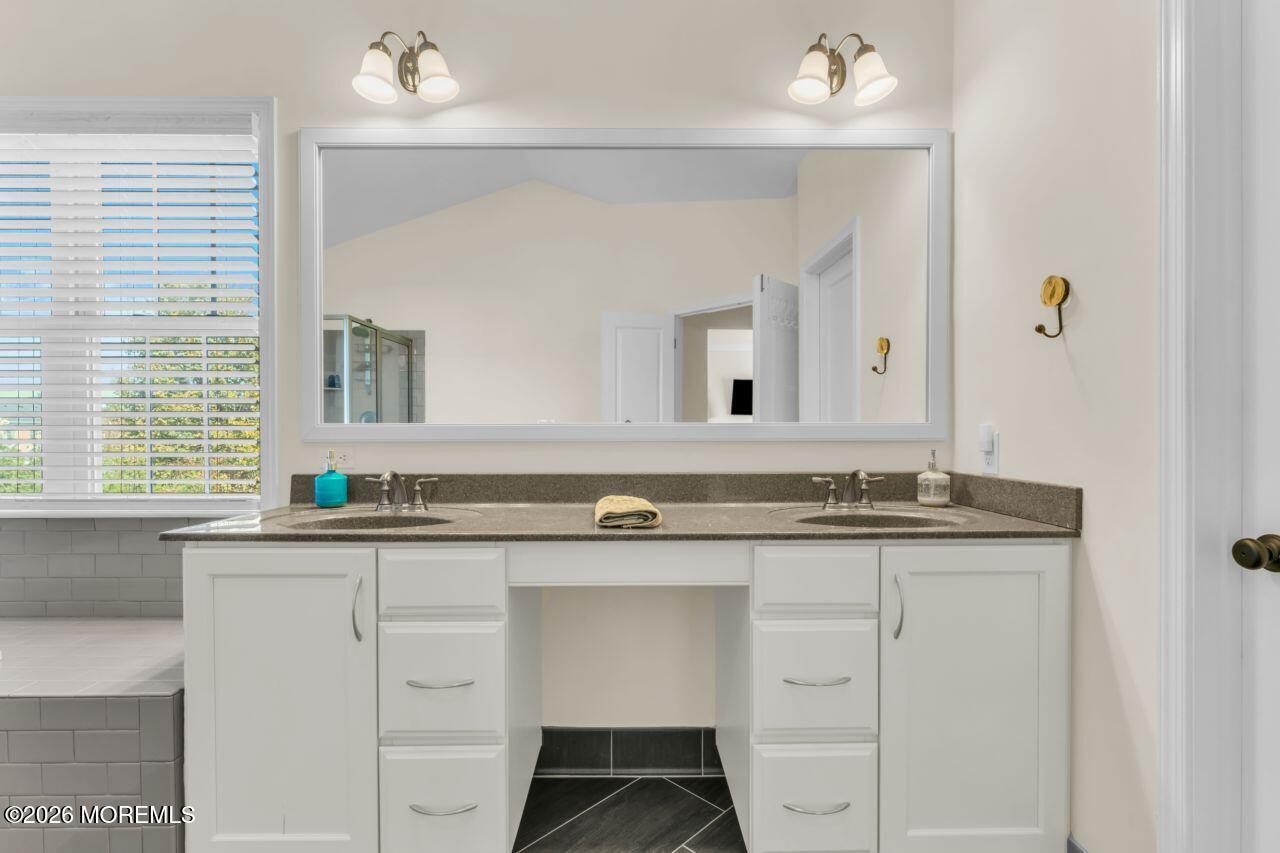 43 Weathervane Circle, Cream Ridge, NJ, 08514 image 38