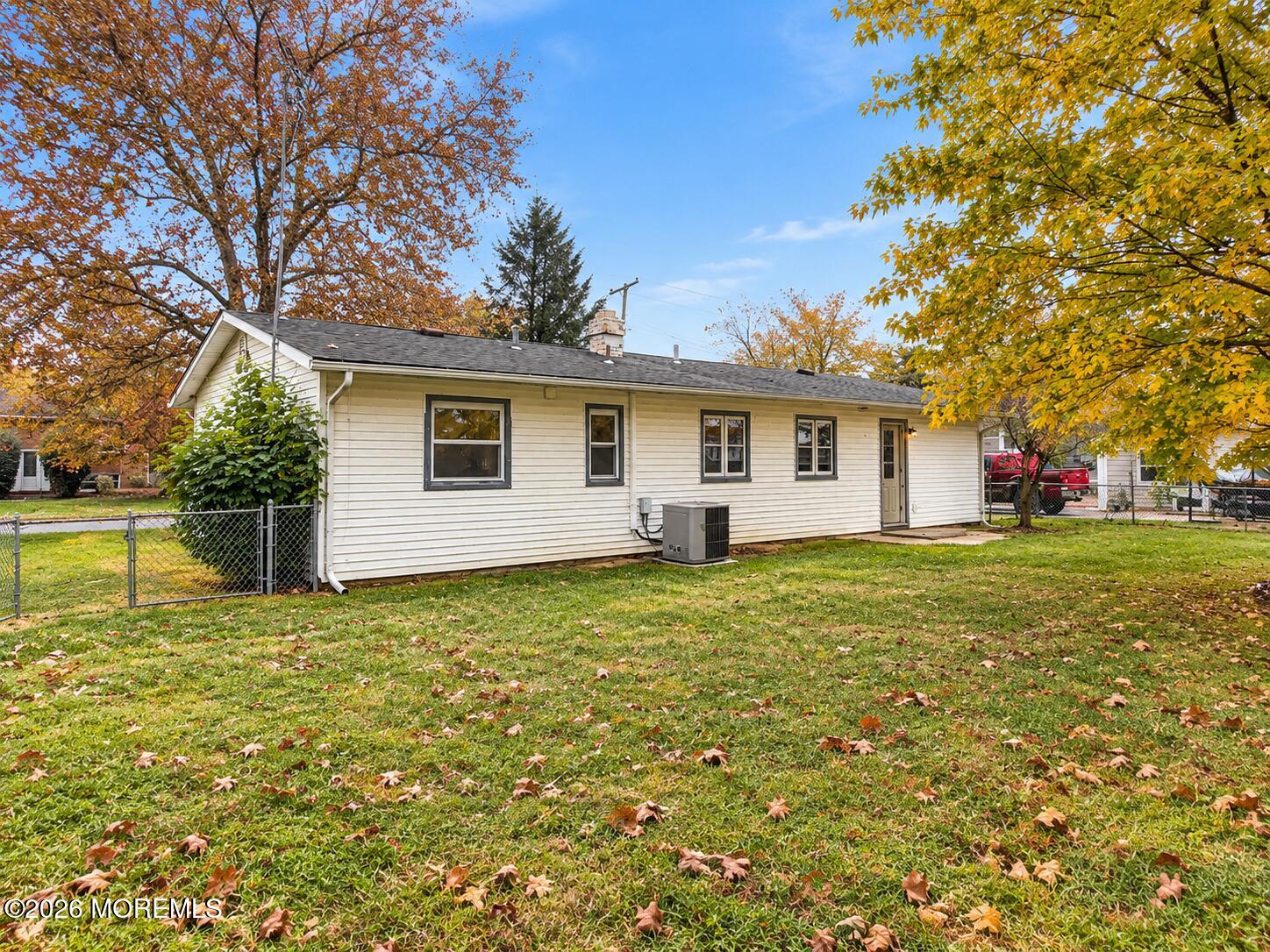 709 Lynda Road, Lopatcong, NJ, 08865 image 9