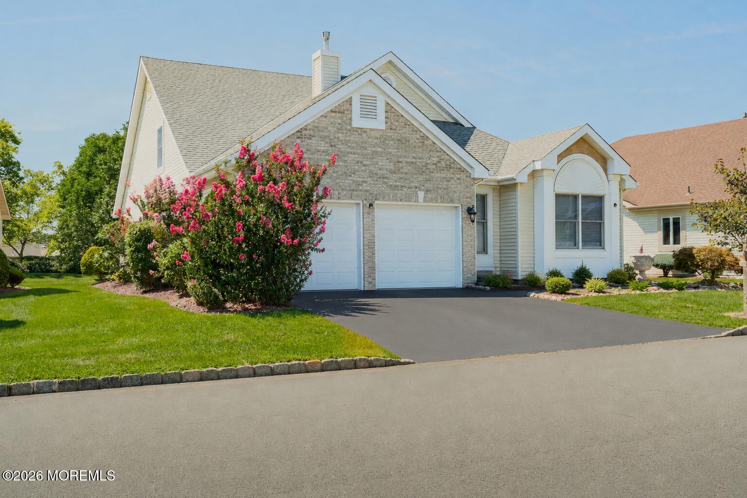 28 Brighton Ct., Monroe, NJ, 08831