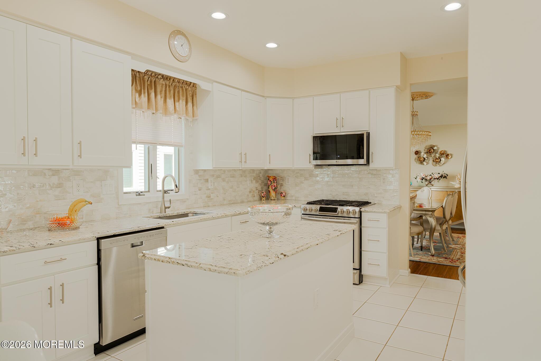 28 Brighton Ct., Monroe, NJ, 08831 image 15