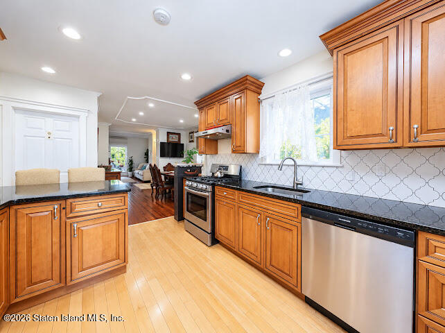 69 Orange Avenue, Staten Island, NY, 10302 image 14