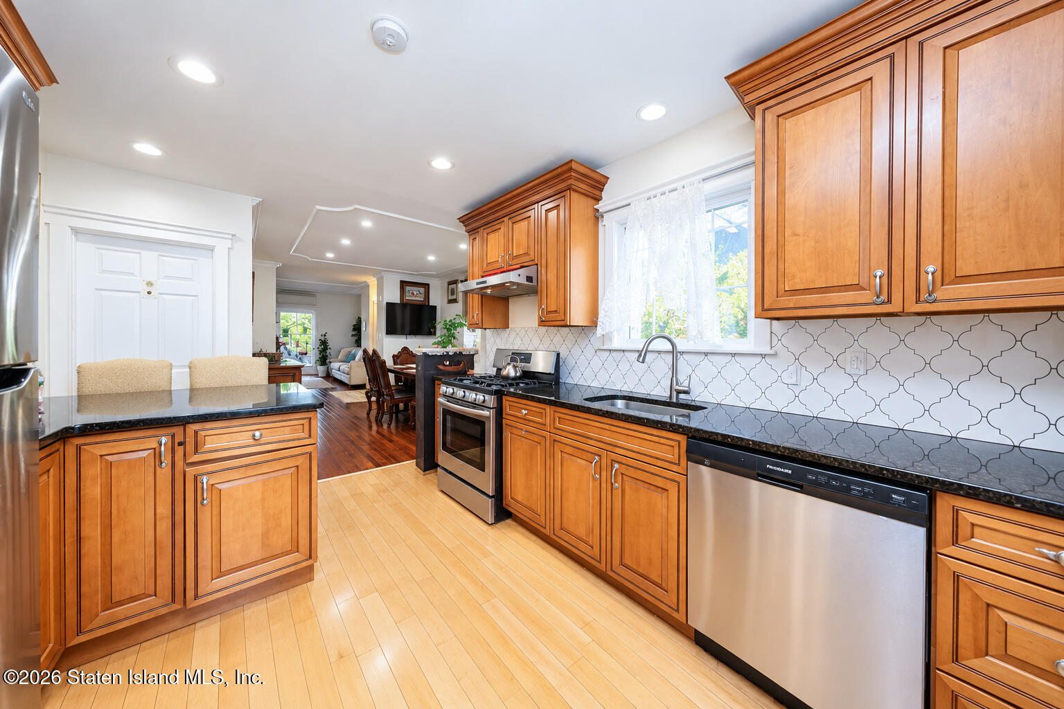 69 Orange Avenue, Staten Island, NY, 10302 image 17