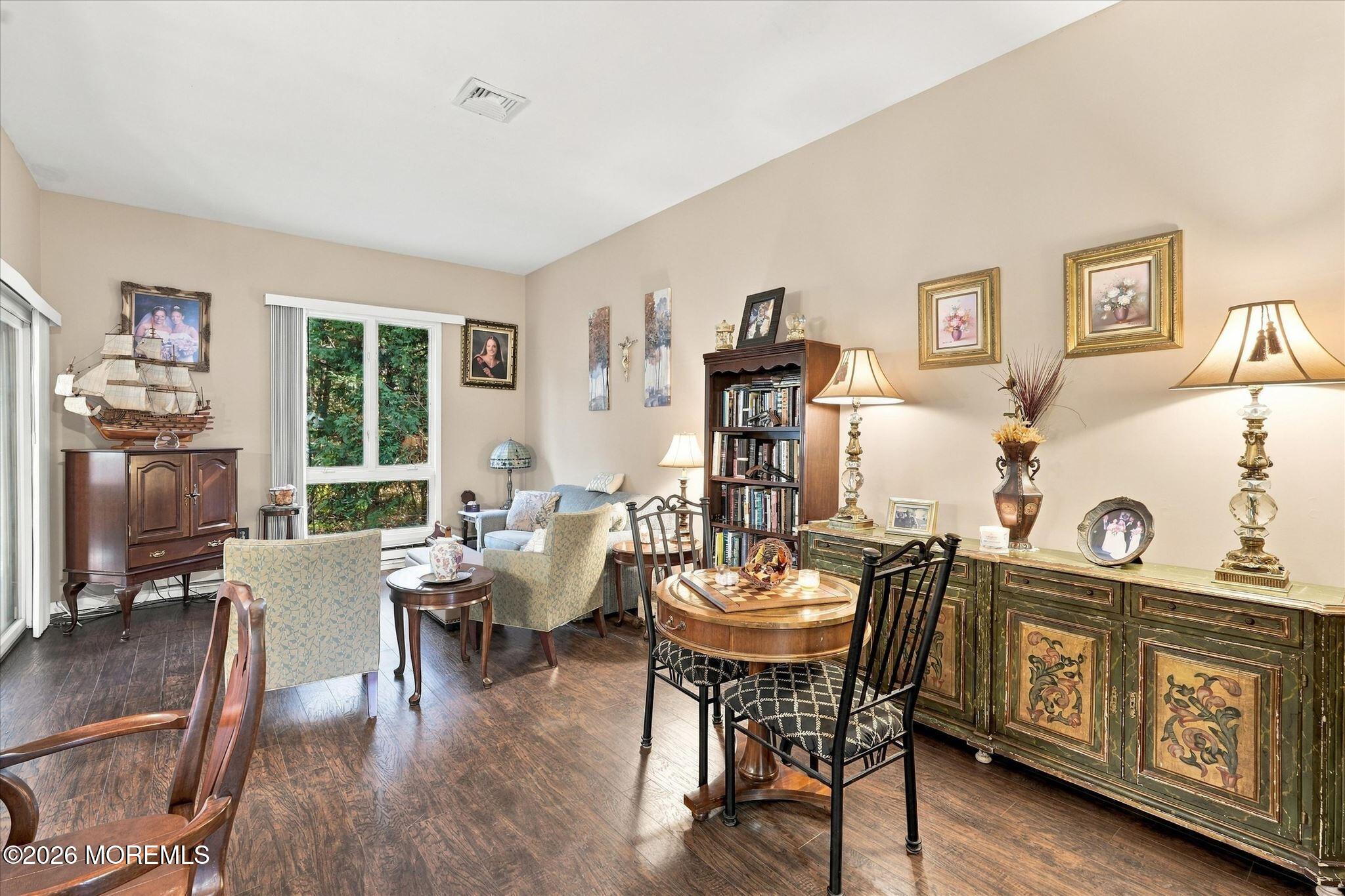 169 Middle Holly Lane 802 Image 4