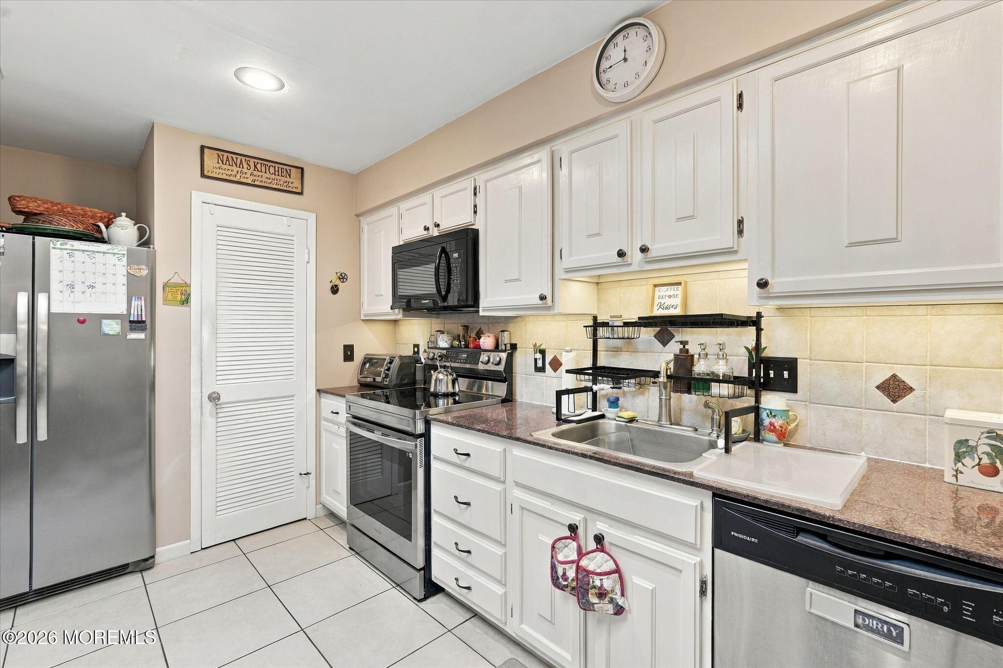 169 Middle Holly Lane 802, Tuckerton, NJ, 08087 image 6