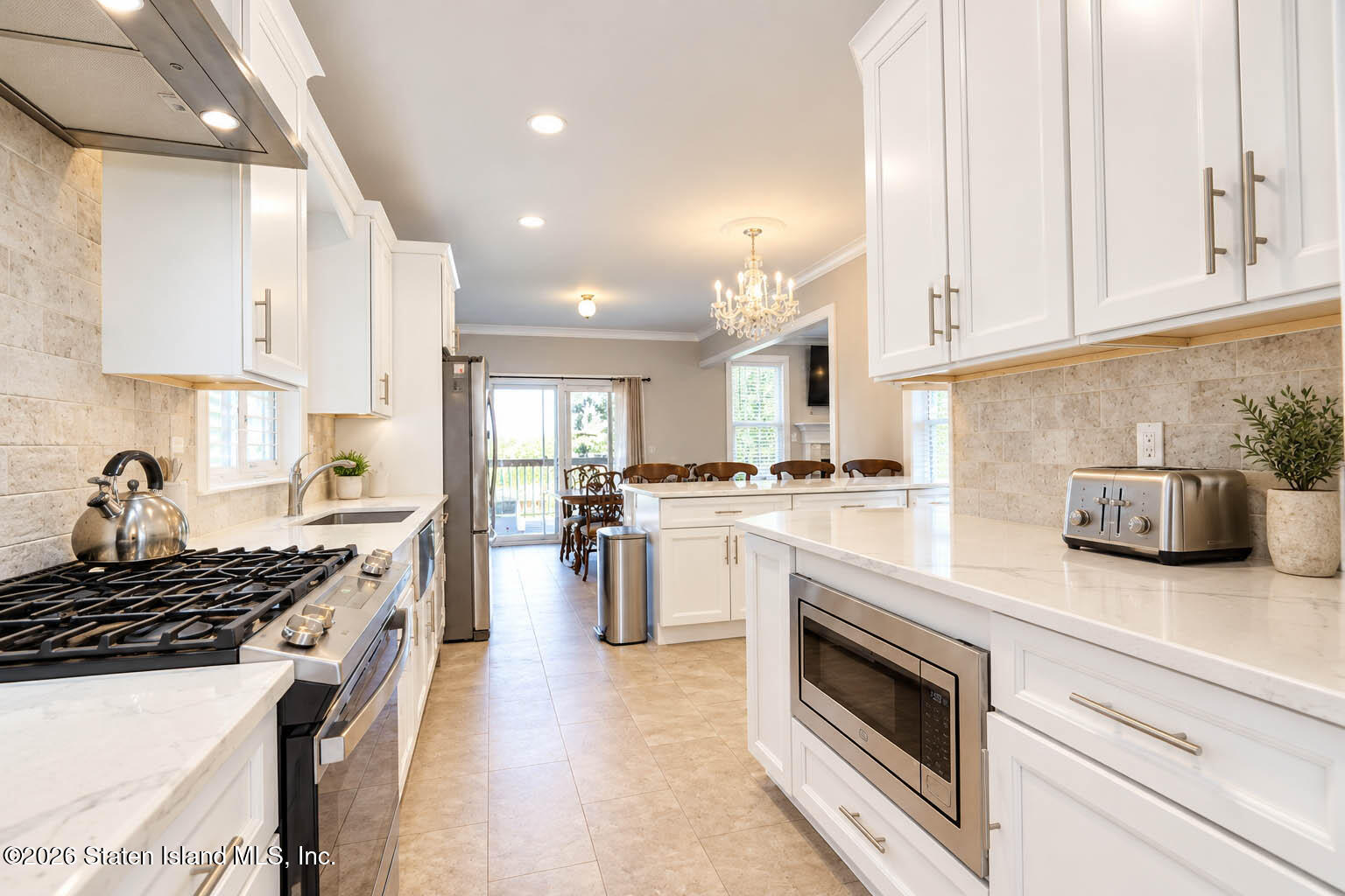 945 Ionia Avenue, Staten Island, NY, 10309 image 12