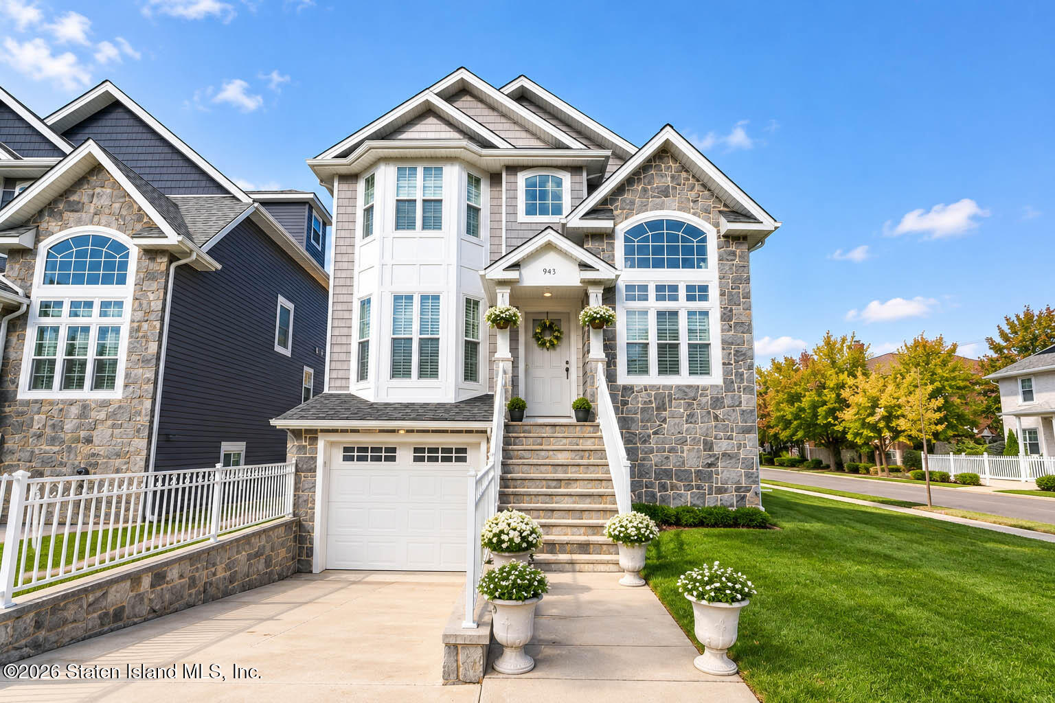 945 Ionia Avenue, Staten Island, NY, 10309