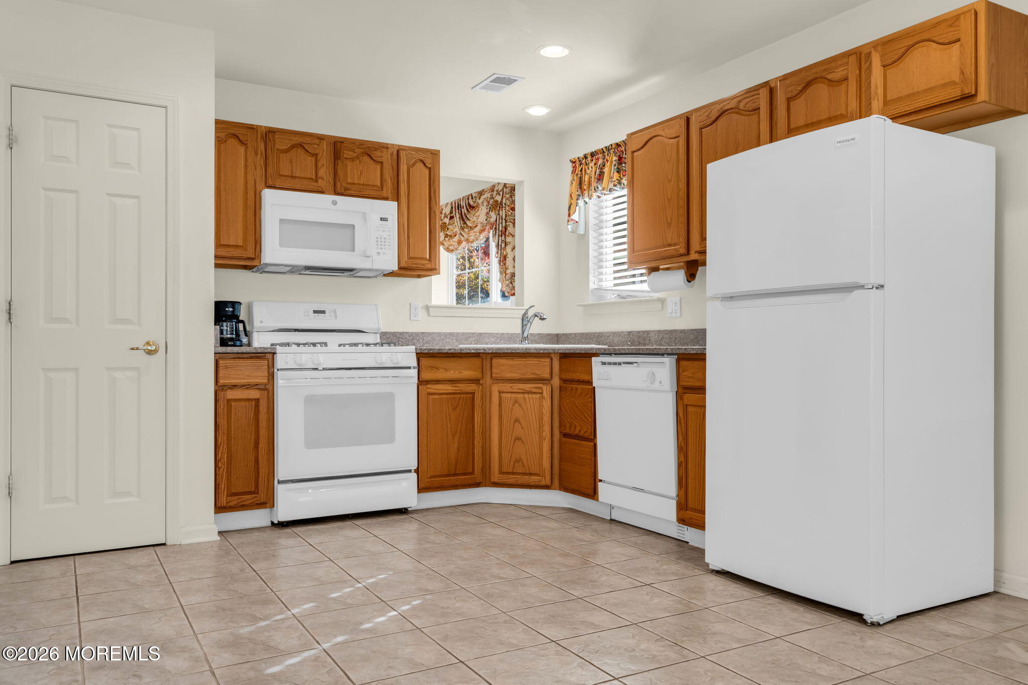 21 Round Valley Lane, Lakewood, NJ, 08701 image 27