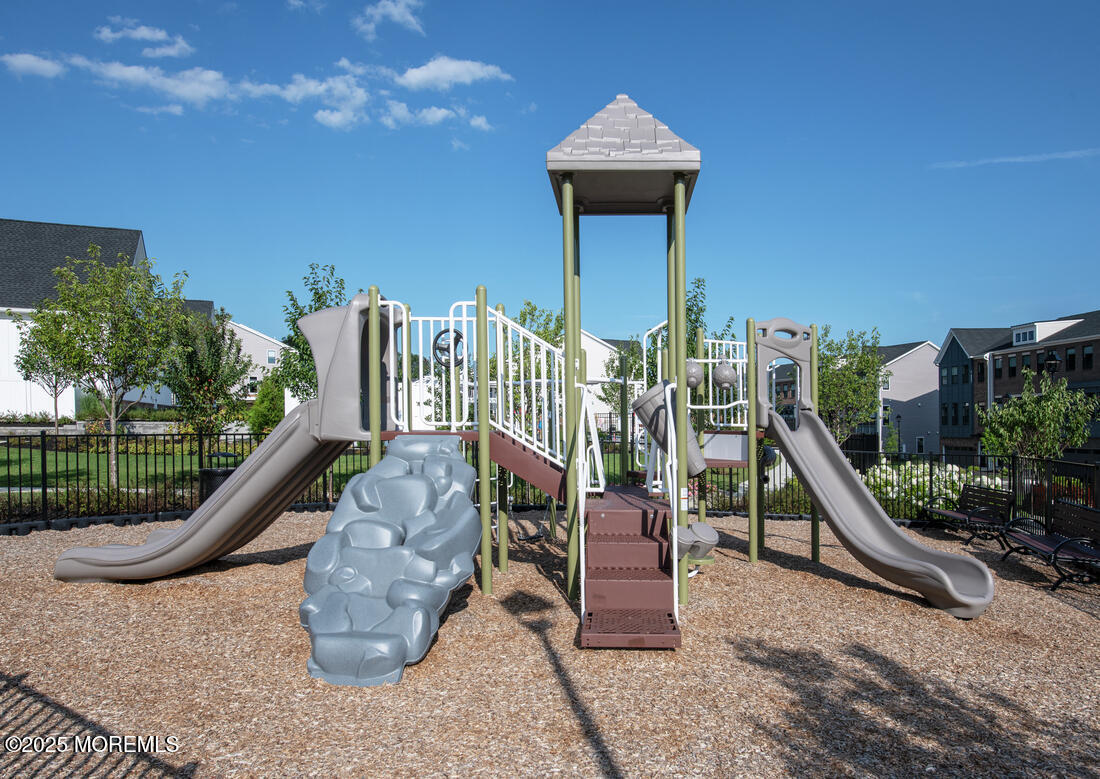 1 Fiore Court, Middletown, NJ, 07748 image 24