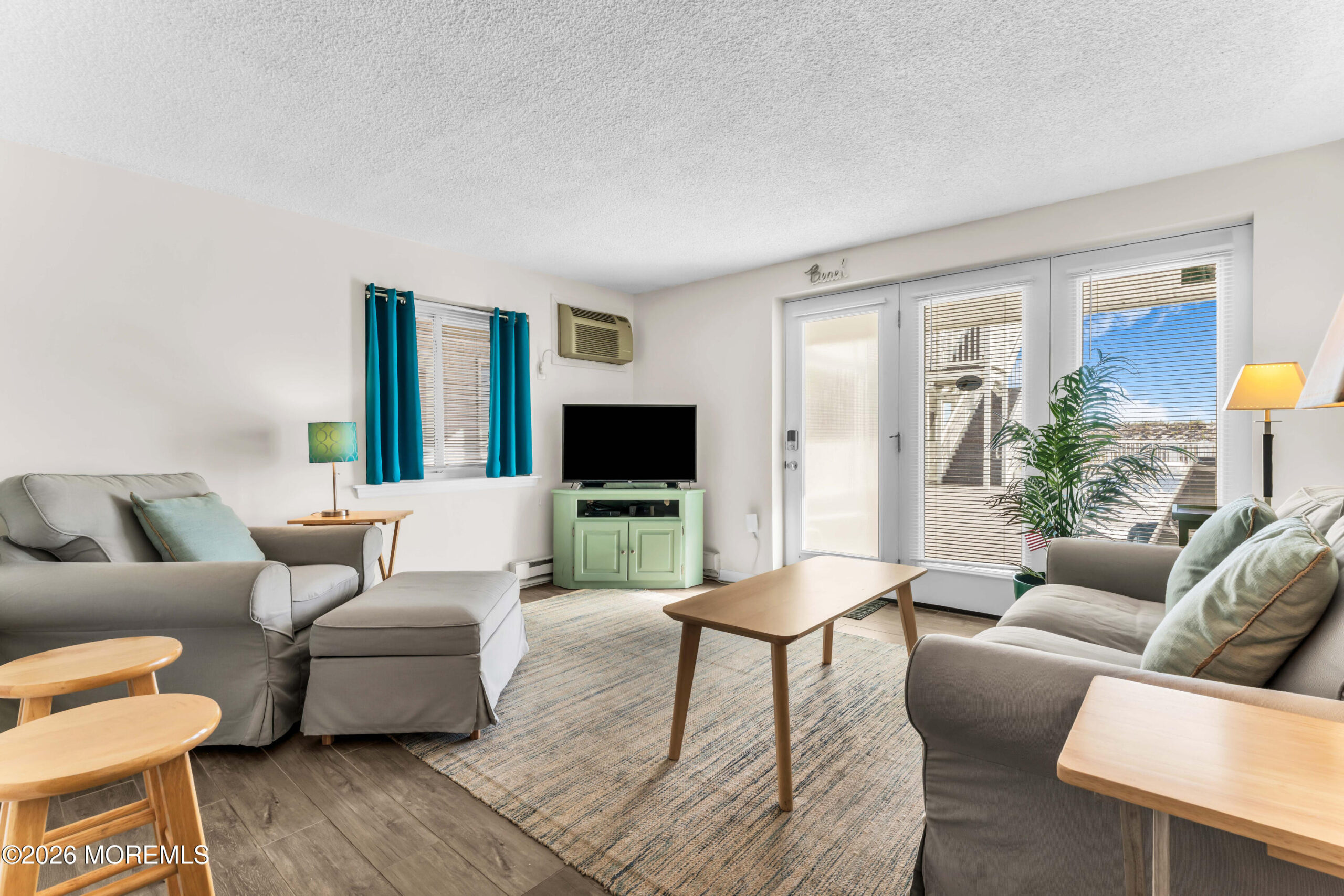 1 2nd Avenue 3 Image 4