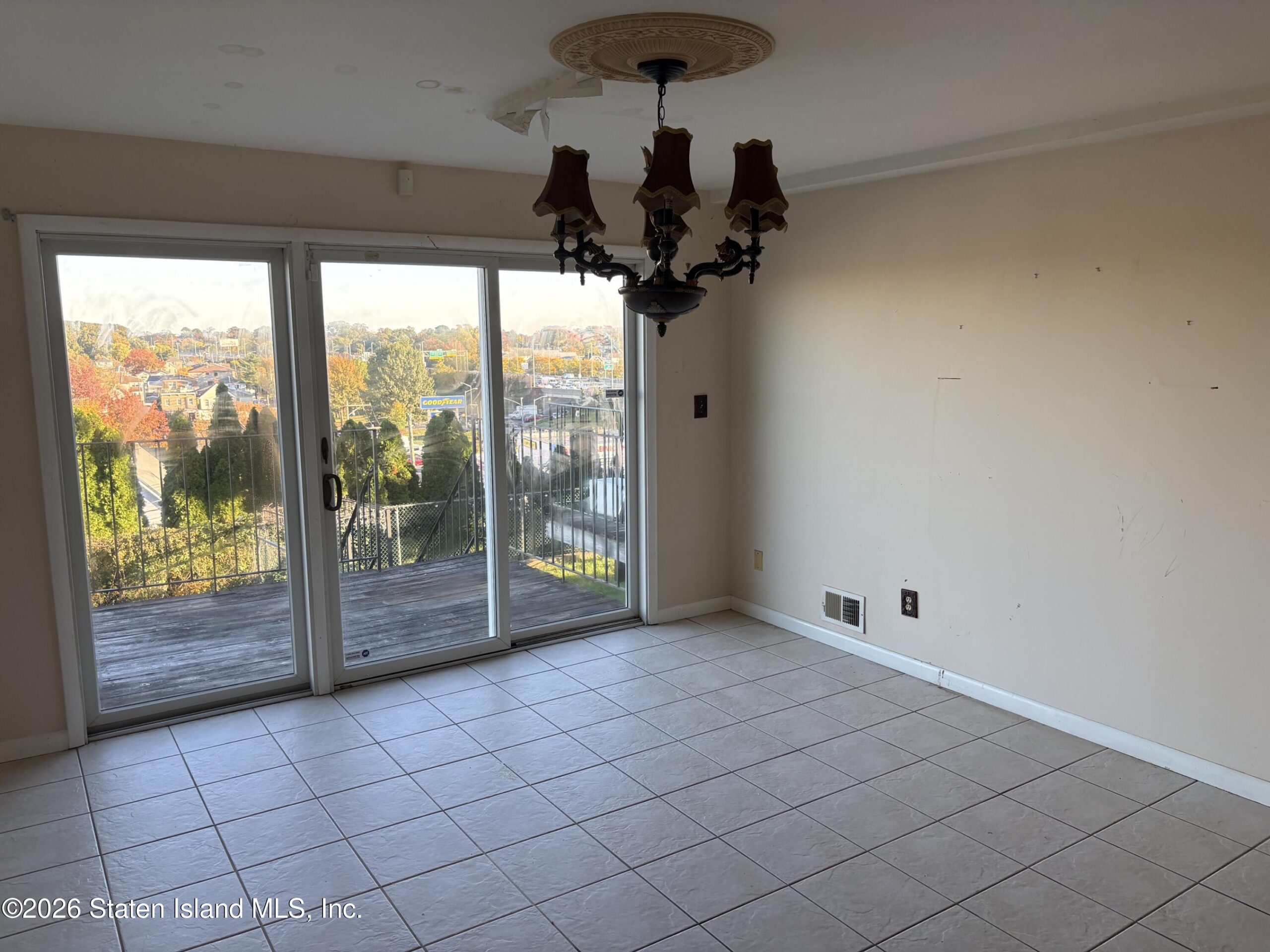 73 Starbuck Street, Staten Island, NY, 10304 image 7
