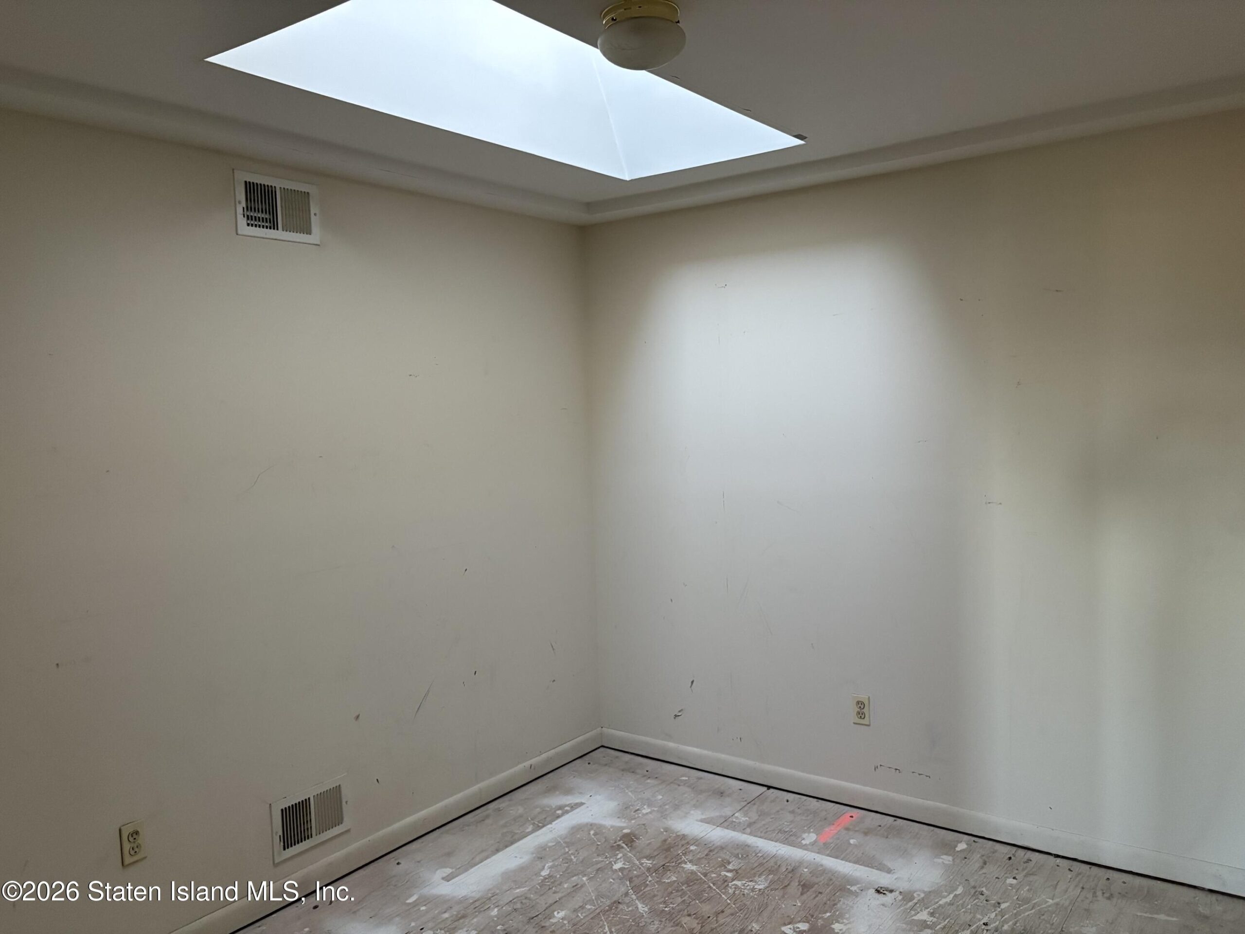 73 Starbuck Street, Staten Island, NY, 10304 image 12