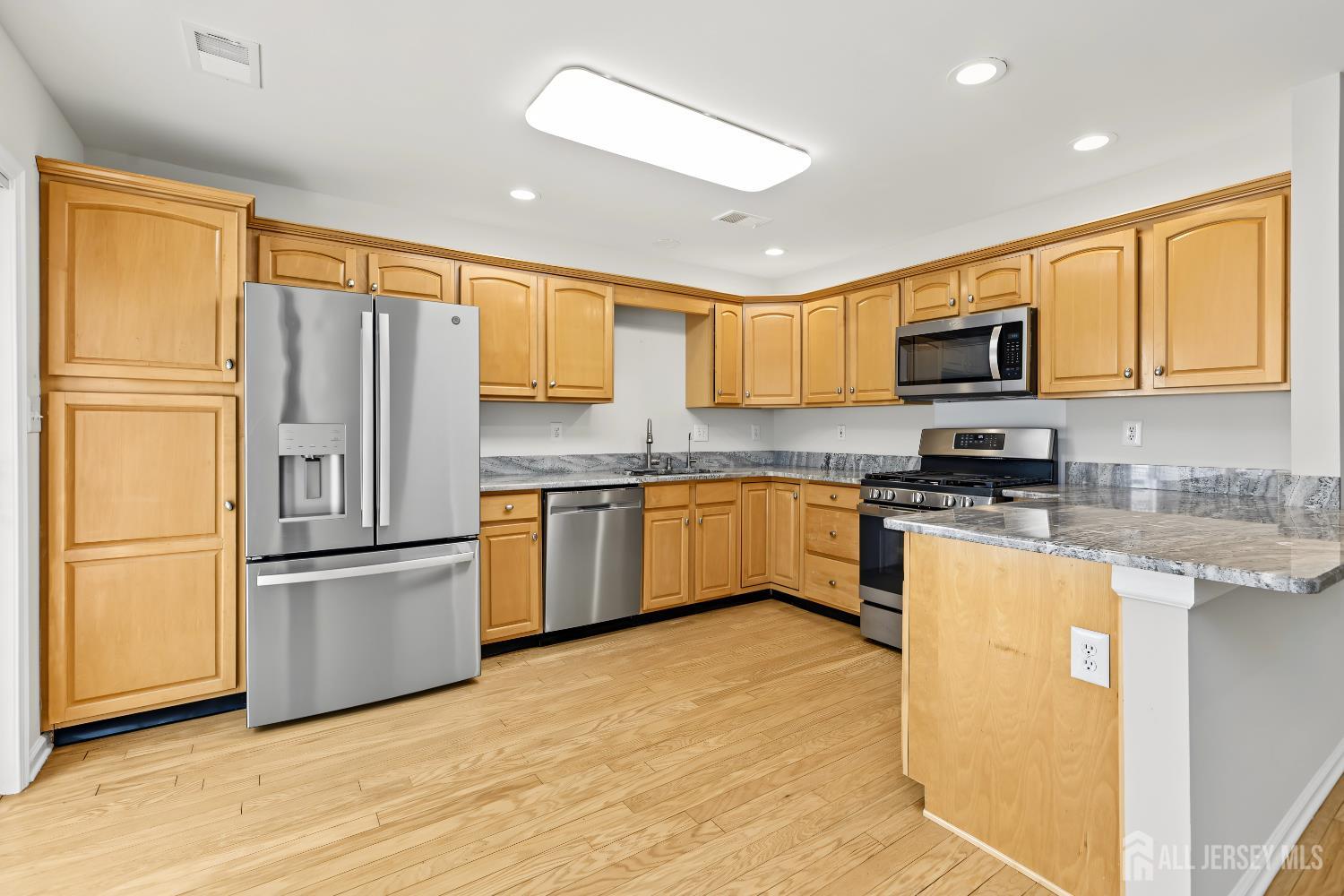 103 Creststone Circle, South Brunswick, NJ, 08540 image 26