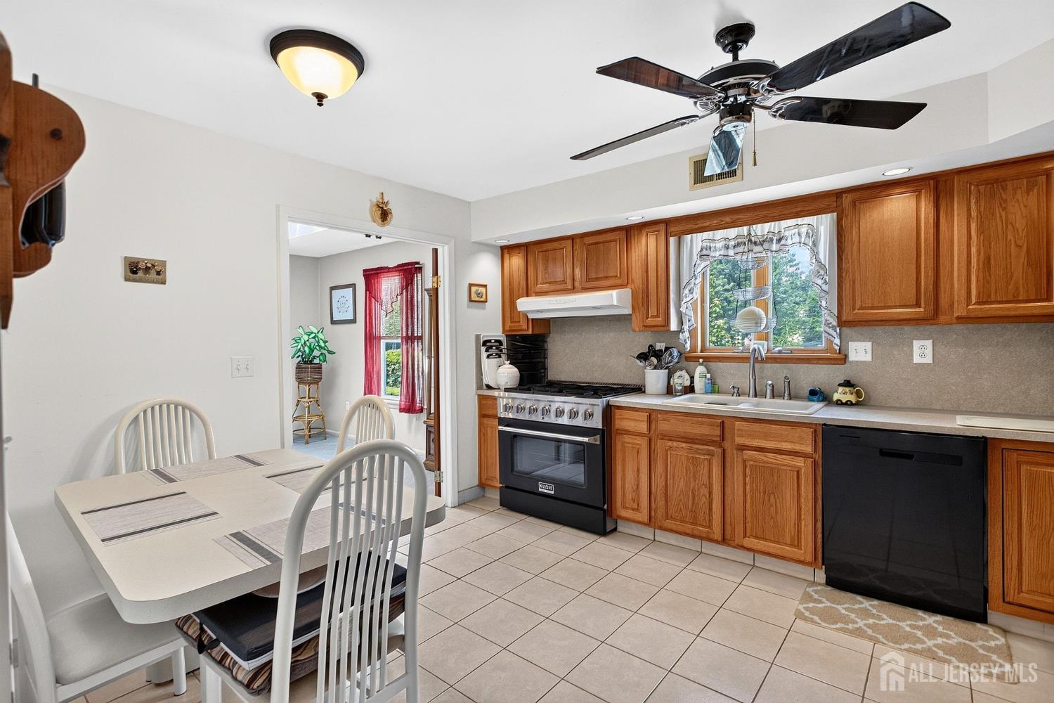 21 Sulliman Road, Edison, NJ, 08817 image 12