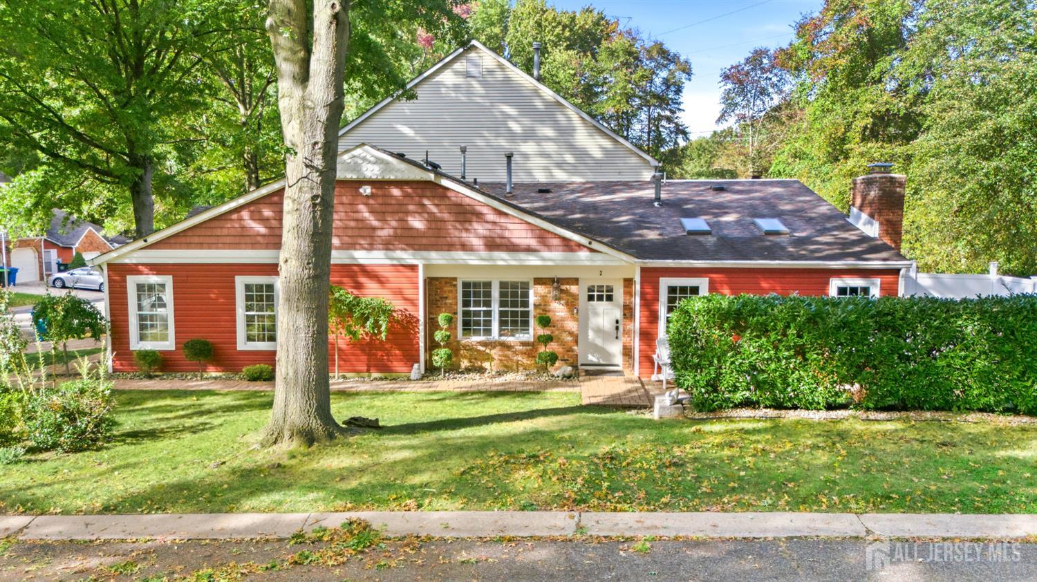 2 Sheffield Court, Old Bridge, NJ, 08857