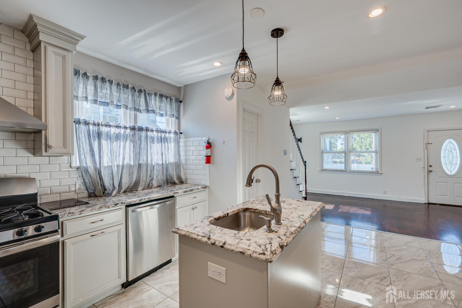 34 Ryan Street, Fords, NJ, 08863 image 24