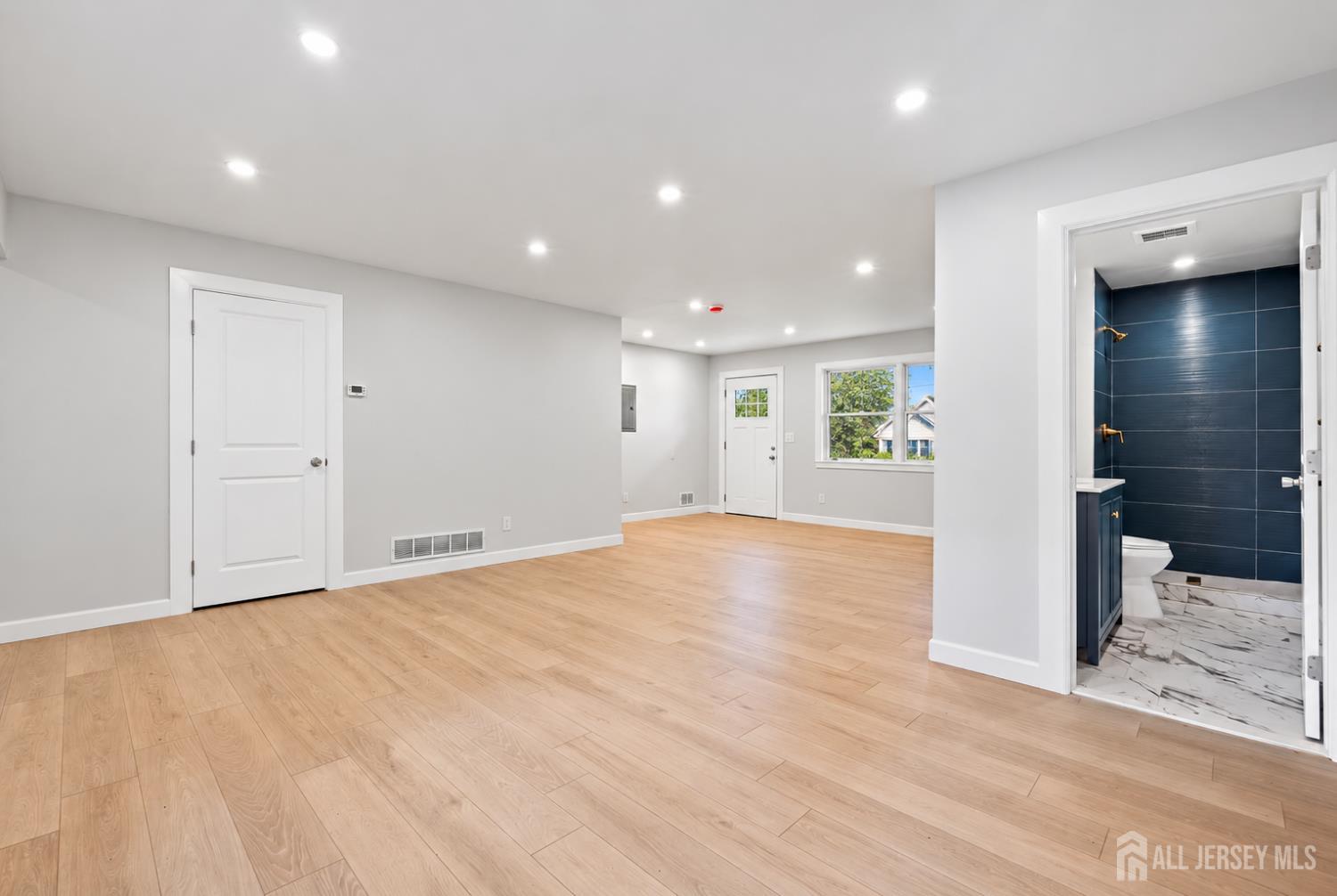 8 James Street, New Brunswick, NJ, 08901 image 29
