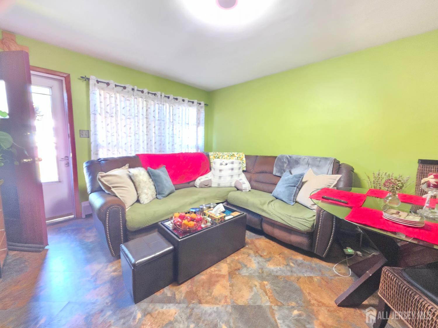 176 Kensington Avenue Image 2