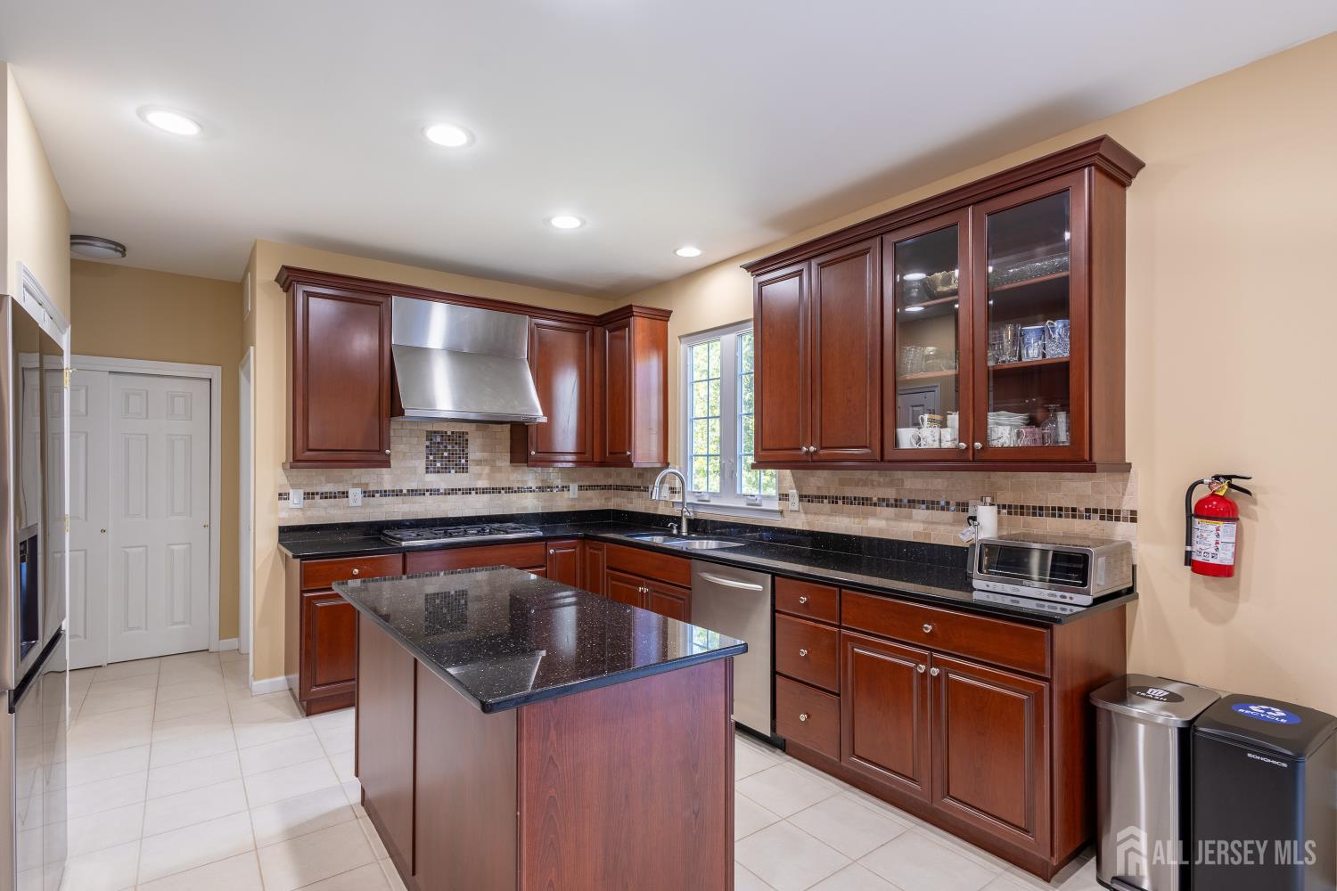 28 Tall Oaks Drive, Monroe, NJ, 08831 image 10