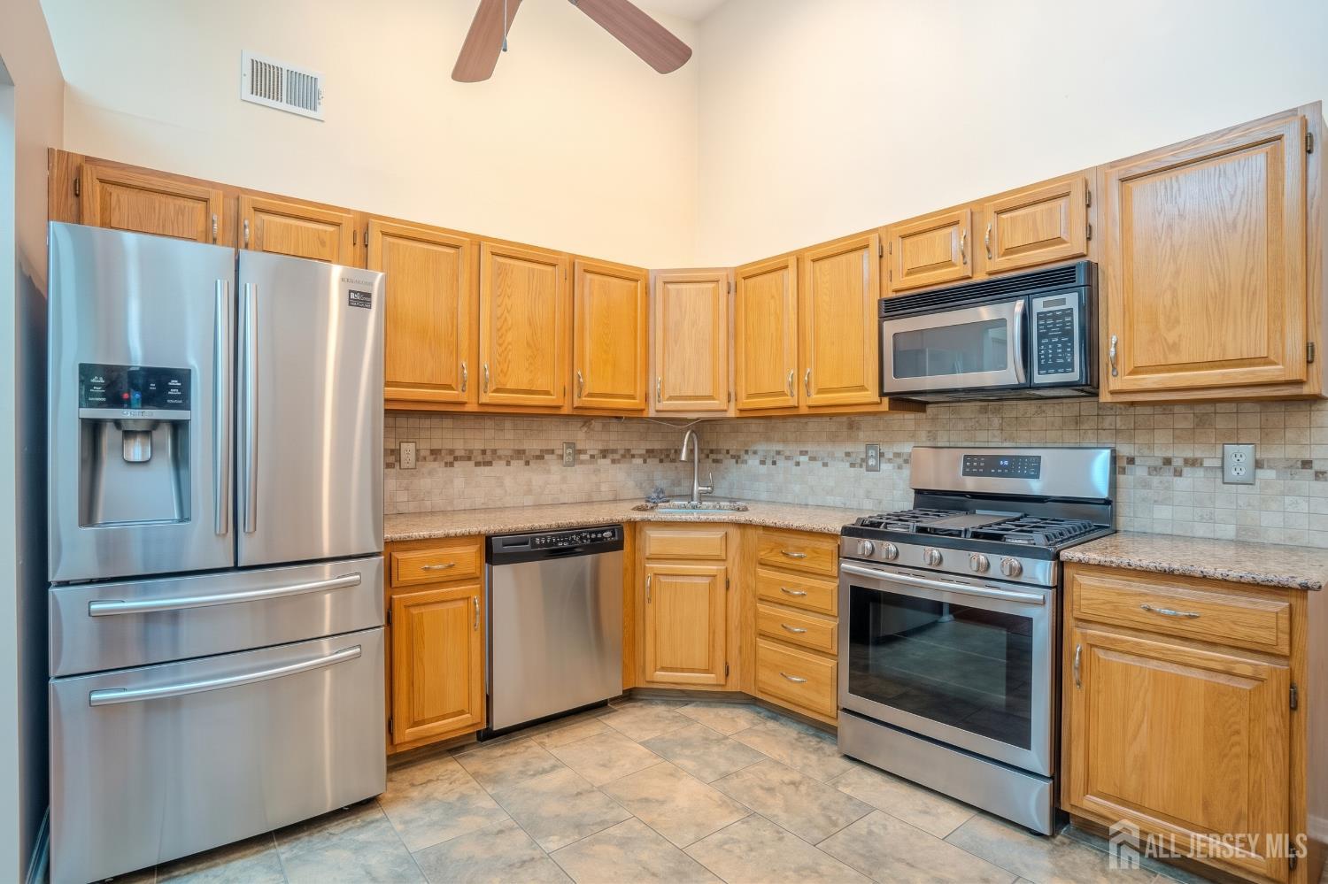 45 Amethyst Way Image 5
