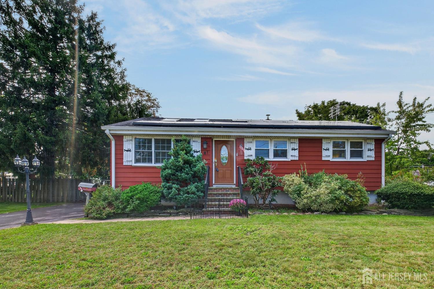 87 Lafayette Street, Piscataway, NJ, 08854