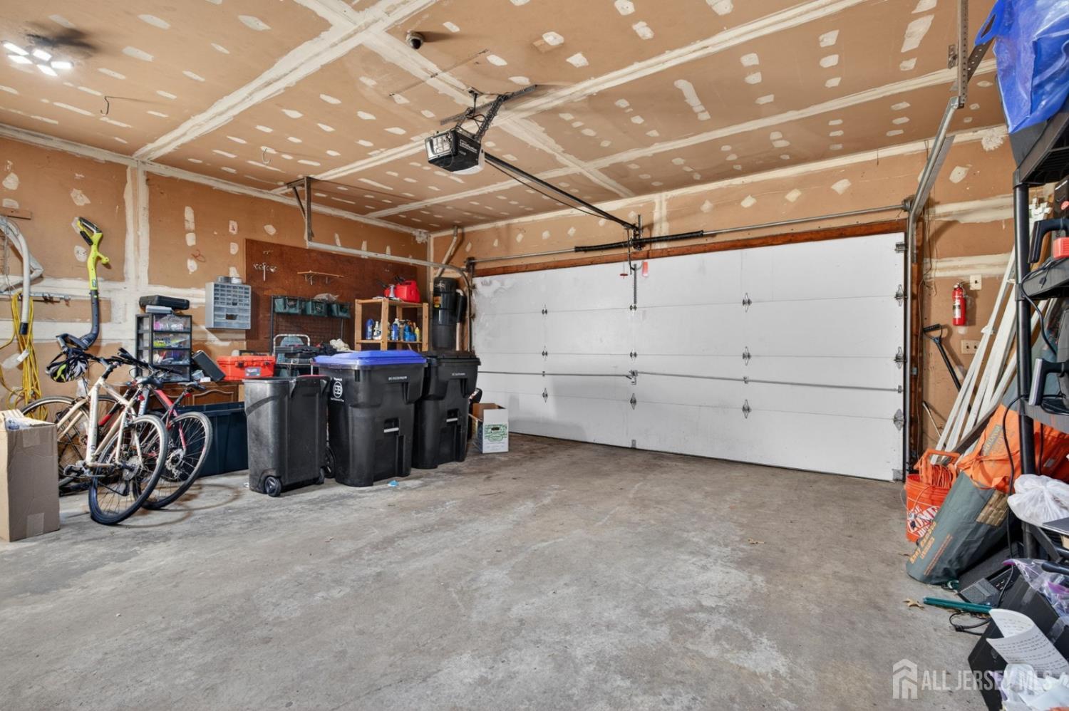39 Independence Drive, East Brunswick, NJ, 08816 image 17