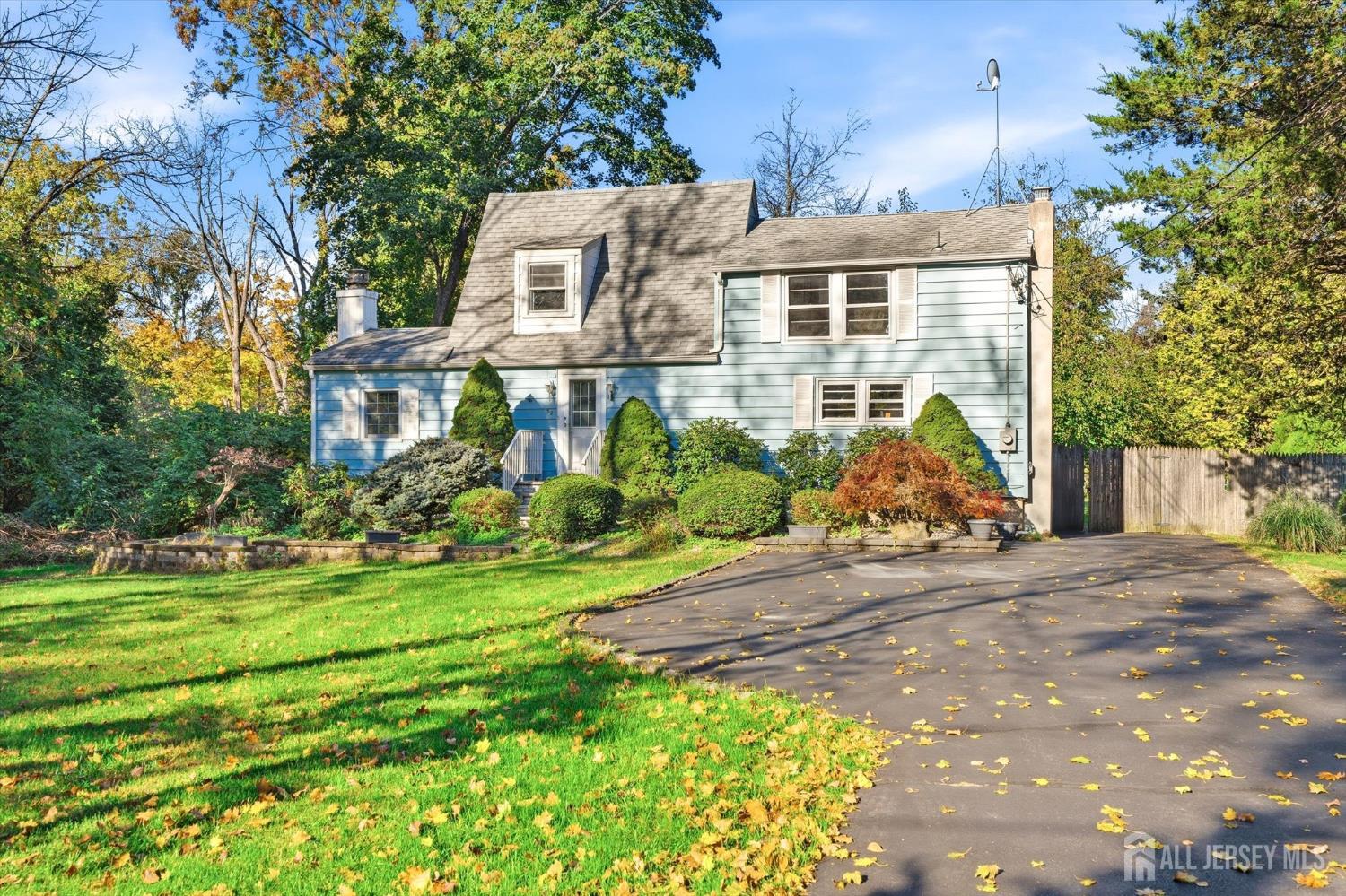 32 Vermont Avenue Image 2