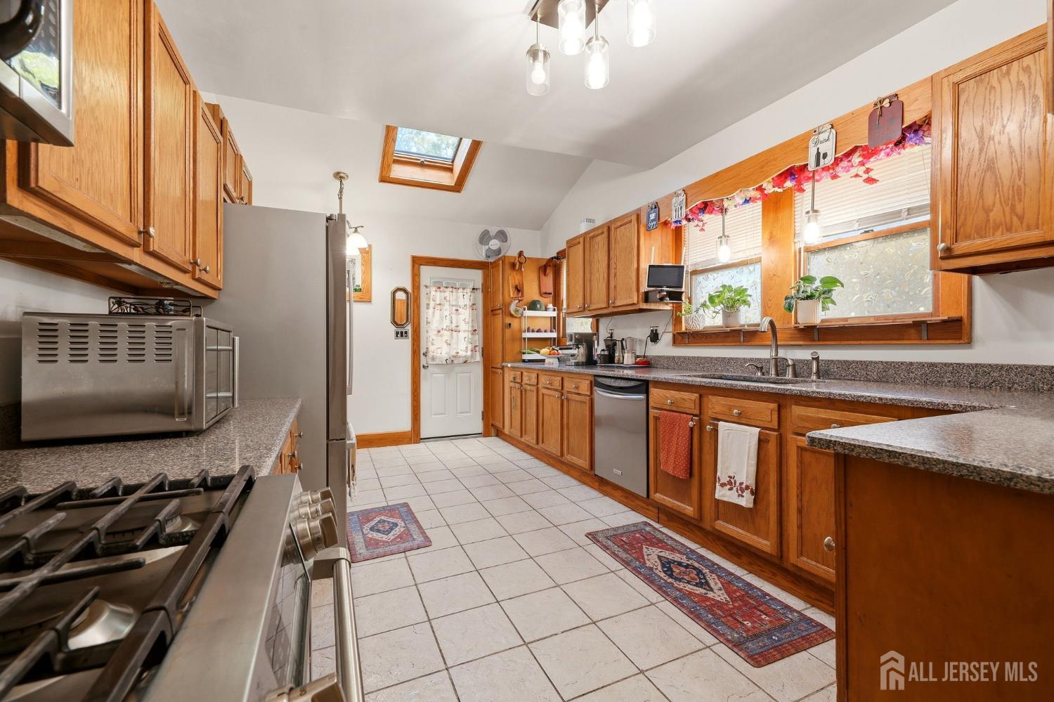 958 Carteret Avenue, Union Twp, NJ, 07083 image 17