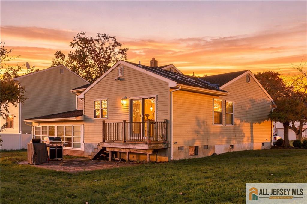 16 Hamilton Boulevard Image 3