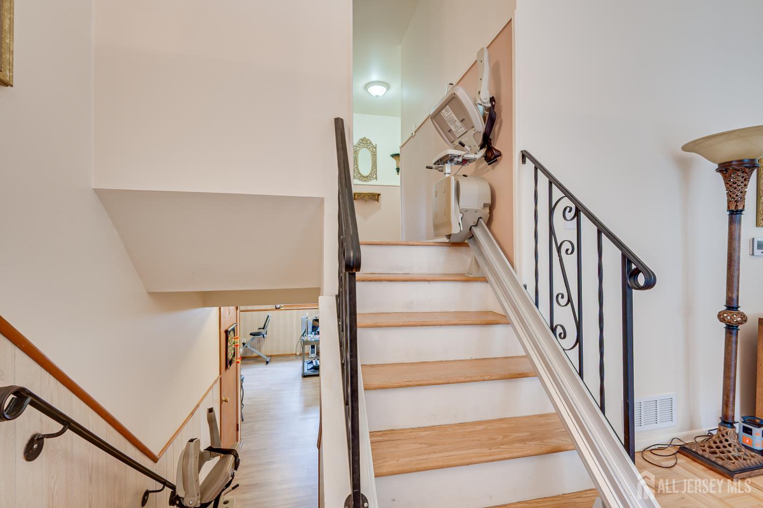 72 Stephenville Parkway, Edison, NJ, 08820 image 37