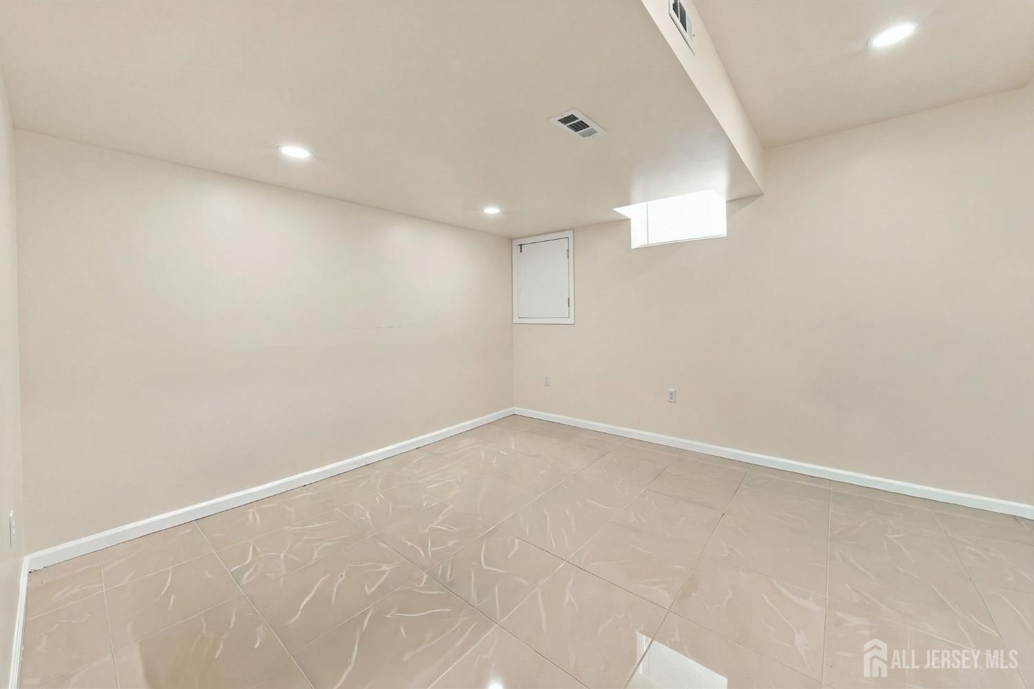 36 fiume Street, Iselin, NJ, 08830 image 26