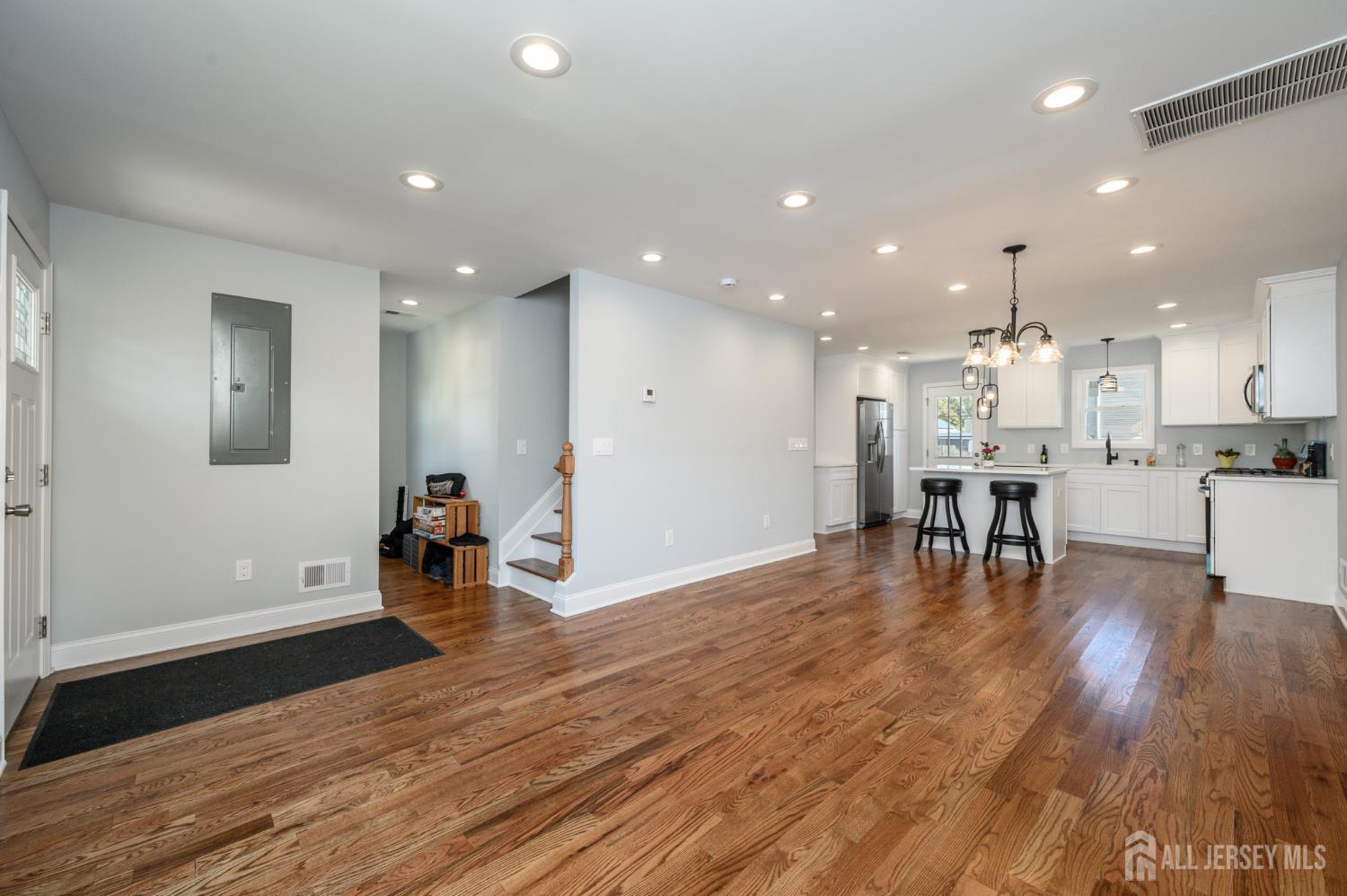 270 Alpine Way Image 5
