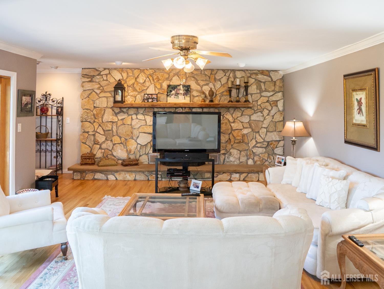 581 Montgomery Road Image 3