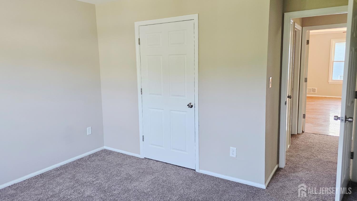 9 NW pinetree Court, Monroe, NJ, 08831 image 18