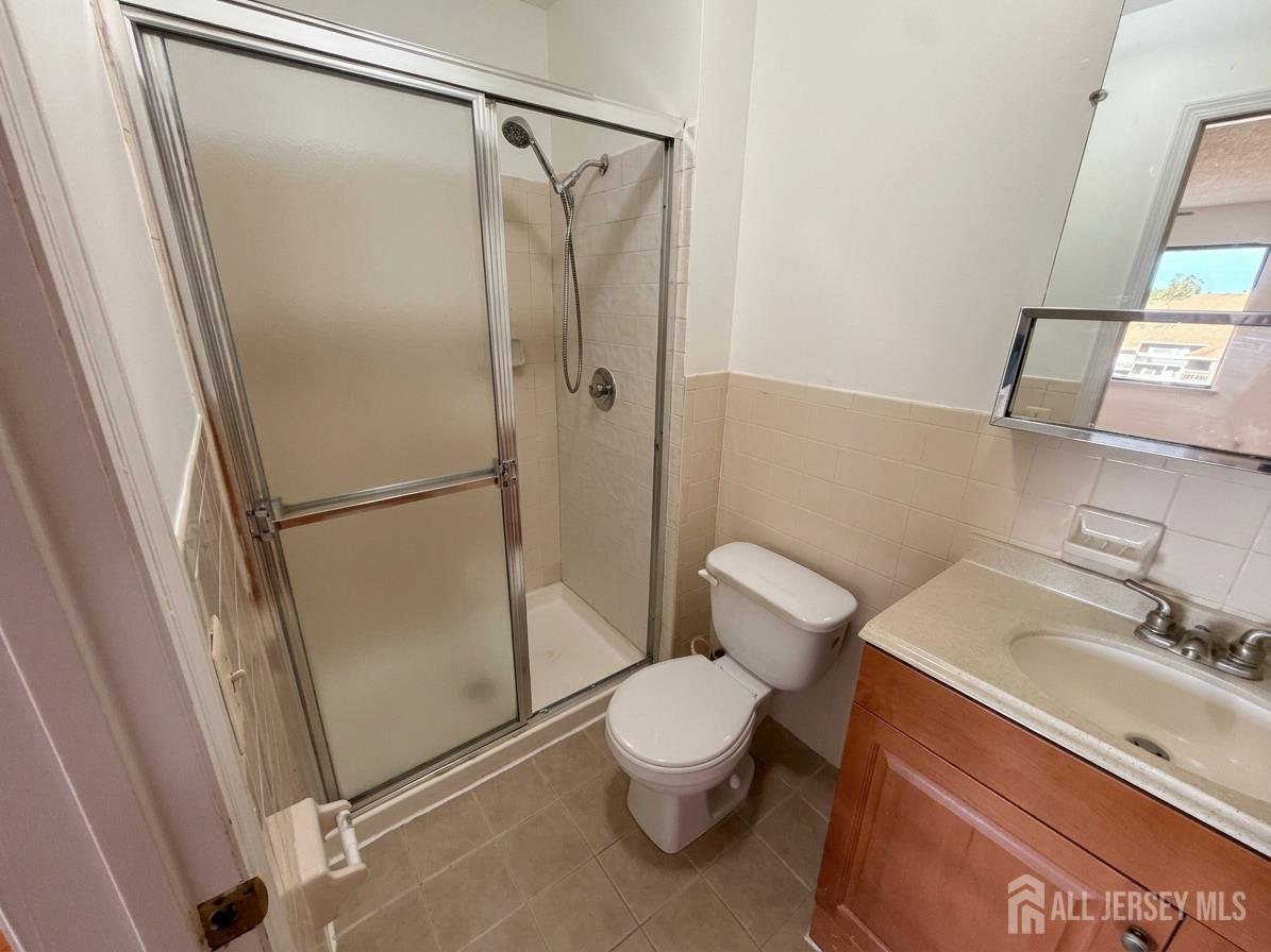 107 Edison Glen Terrace, Edison, NJ, 08837 image 11