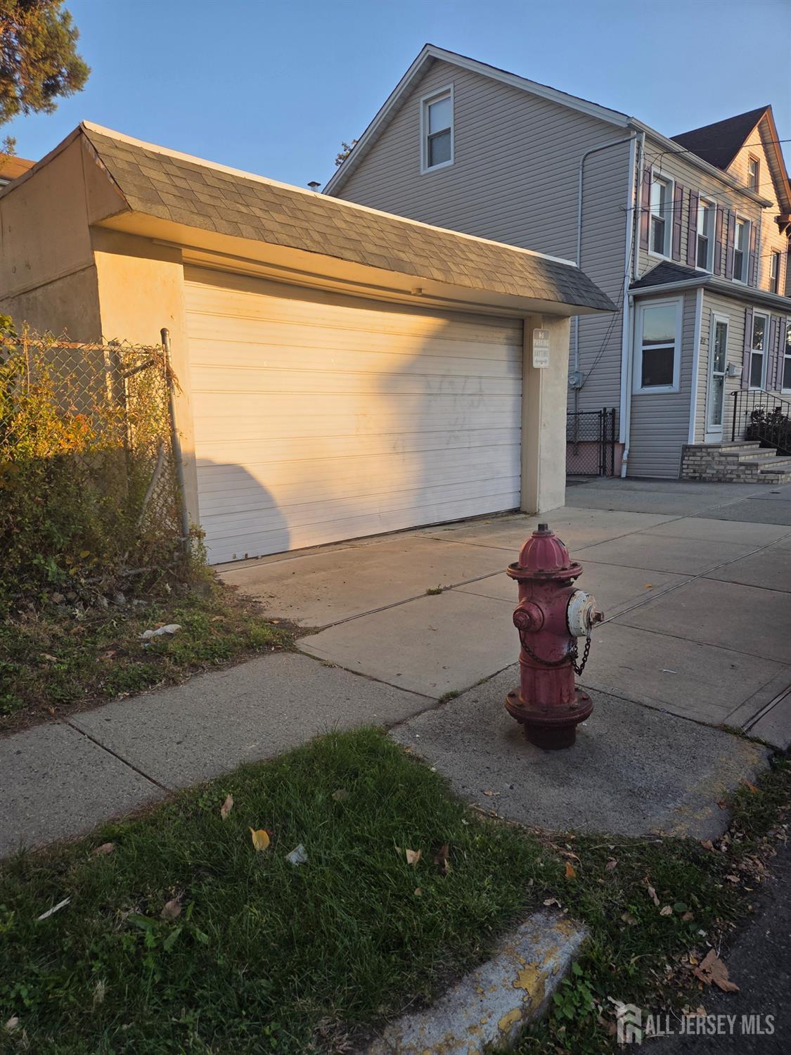 221-225 Washington Street Image 4
