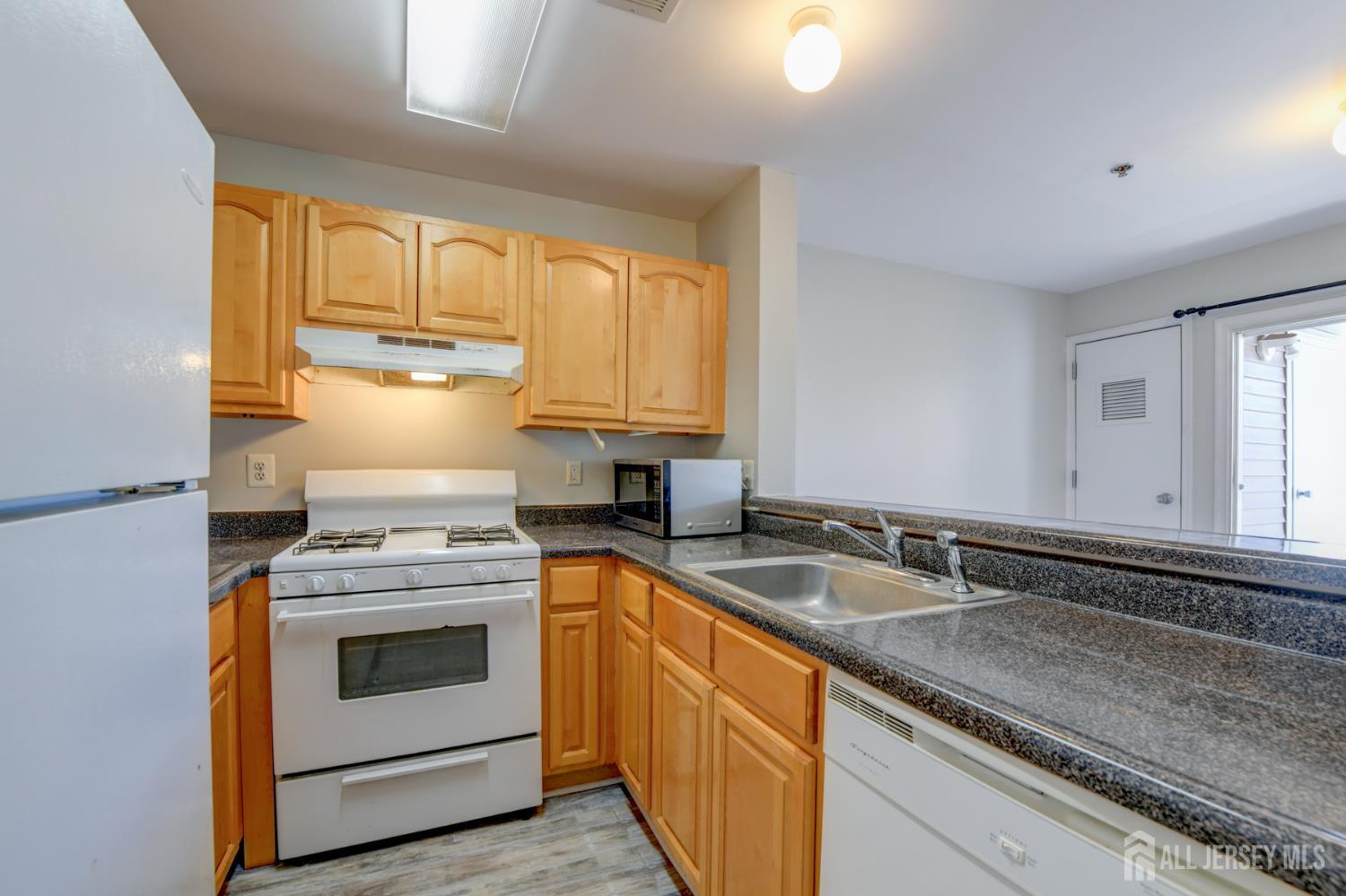1121 Edpas Road, New Brunswick, NJ, 08901 image 11