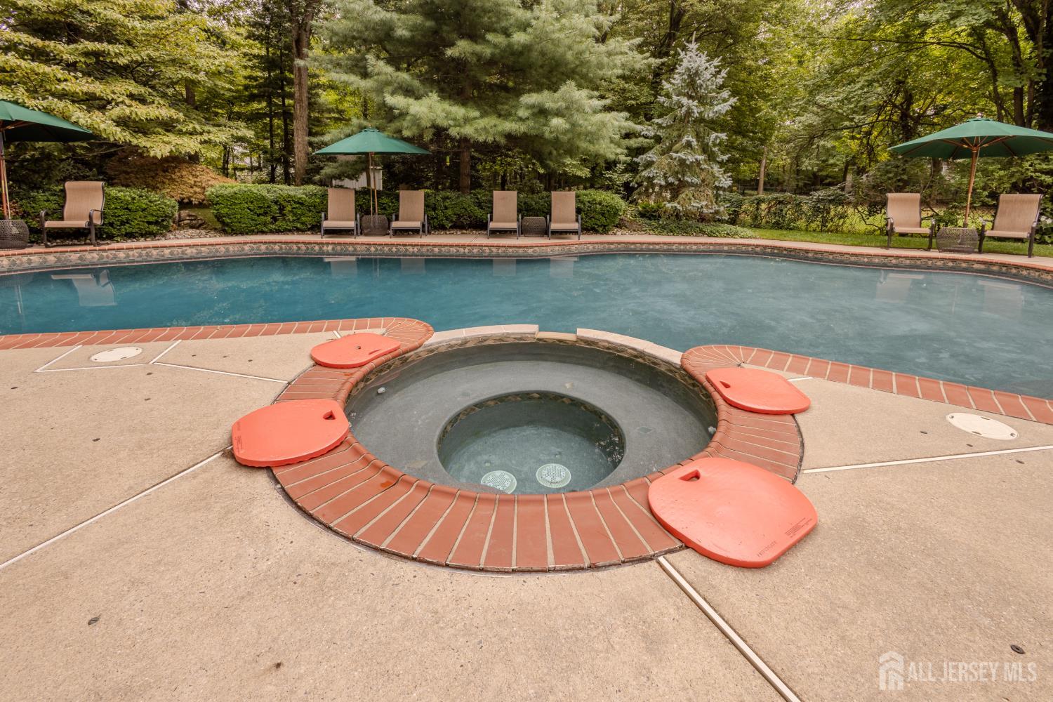 6 Burlington Lane, East Brunswick, NJ, 08816 image 65