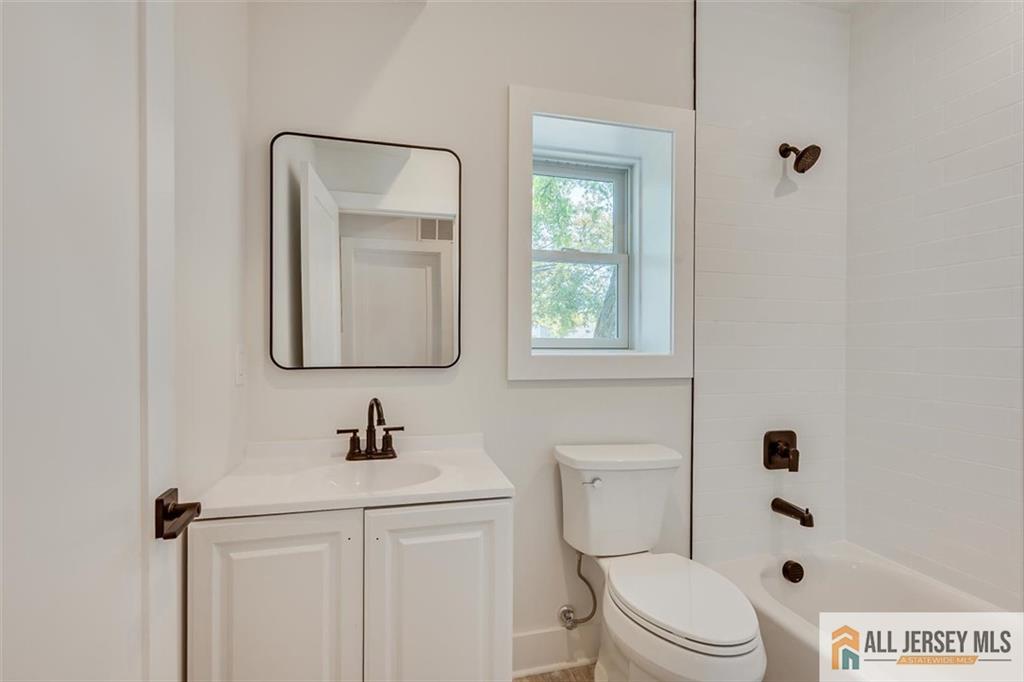 130 Garden Terrace, Edison, NJ, 08817 image 17