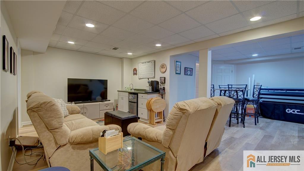 21 Samantha Circle, Old Bridge, NJ, 07747 image 48