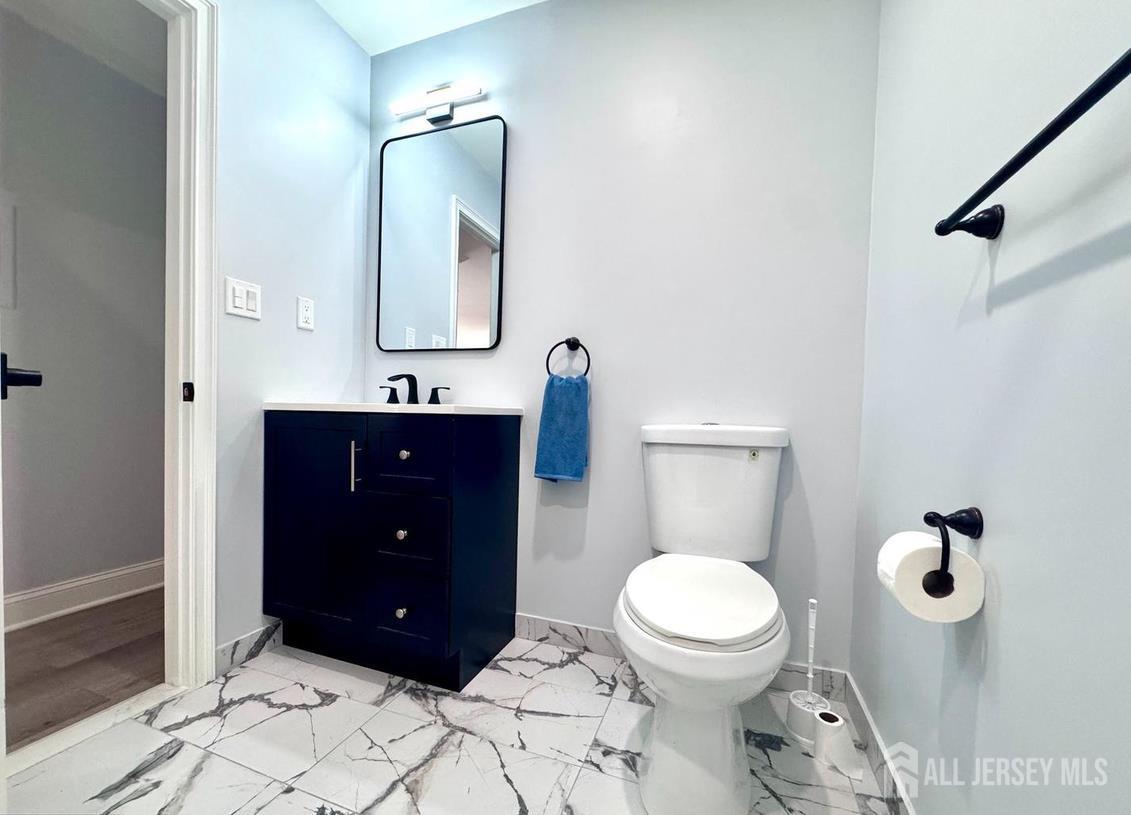 29 Farnham Square, Parlin, NJ, 08859 image 11