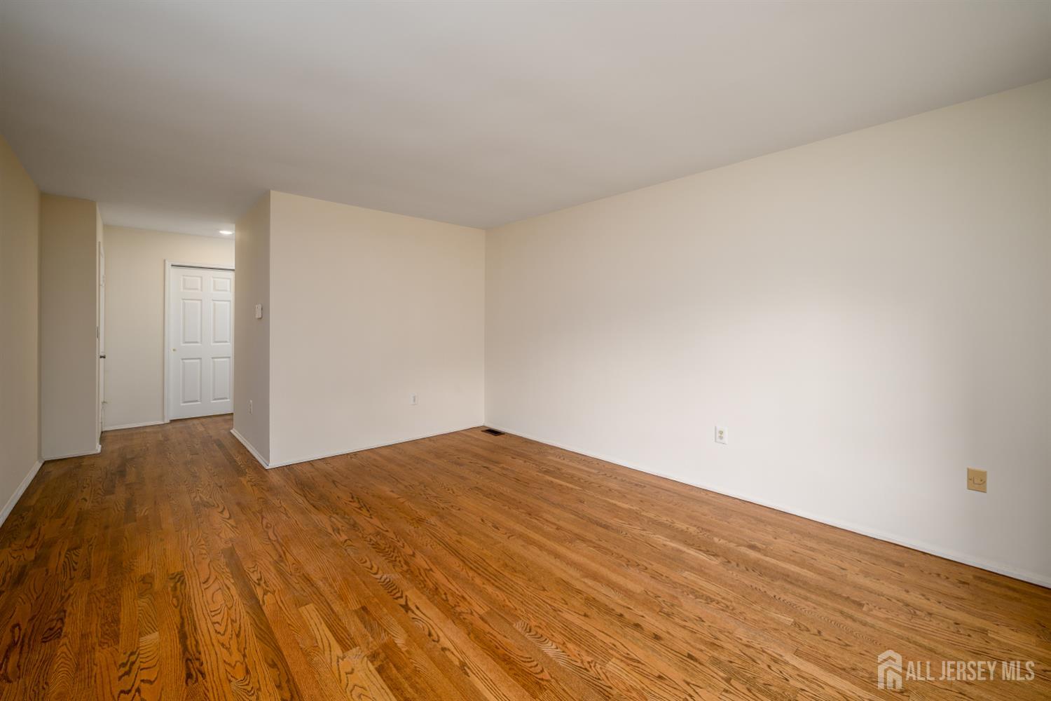 13 Benjamin Franklin Drive, Monroe, NJ, 08831 image 17