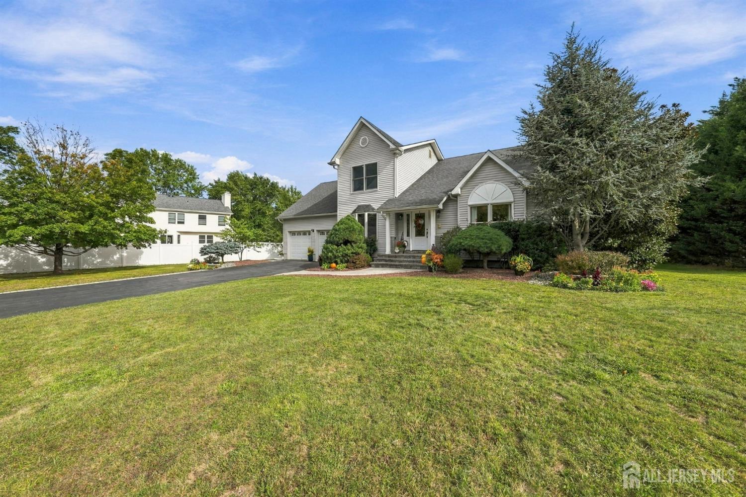 221 Jon Street, Old Bridge, NJ, 08857