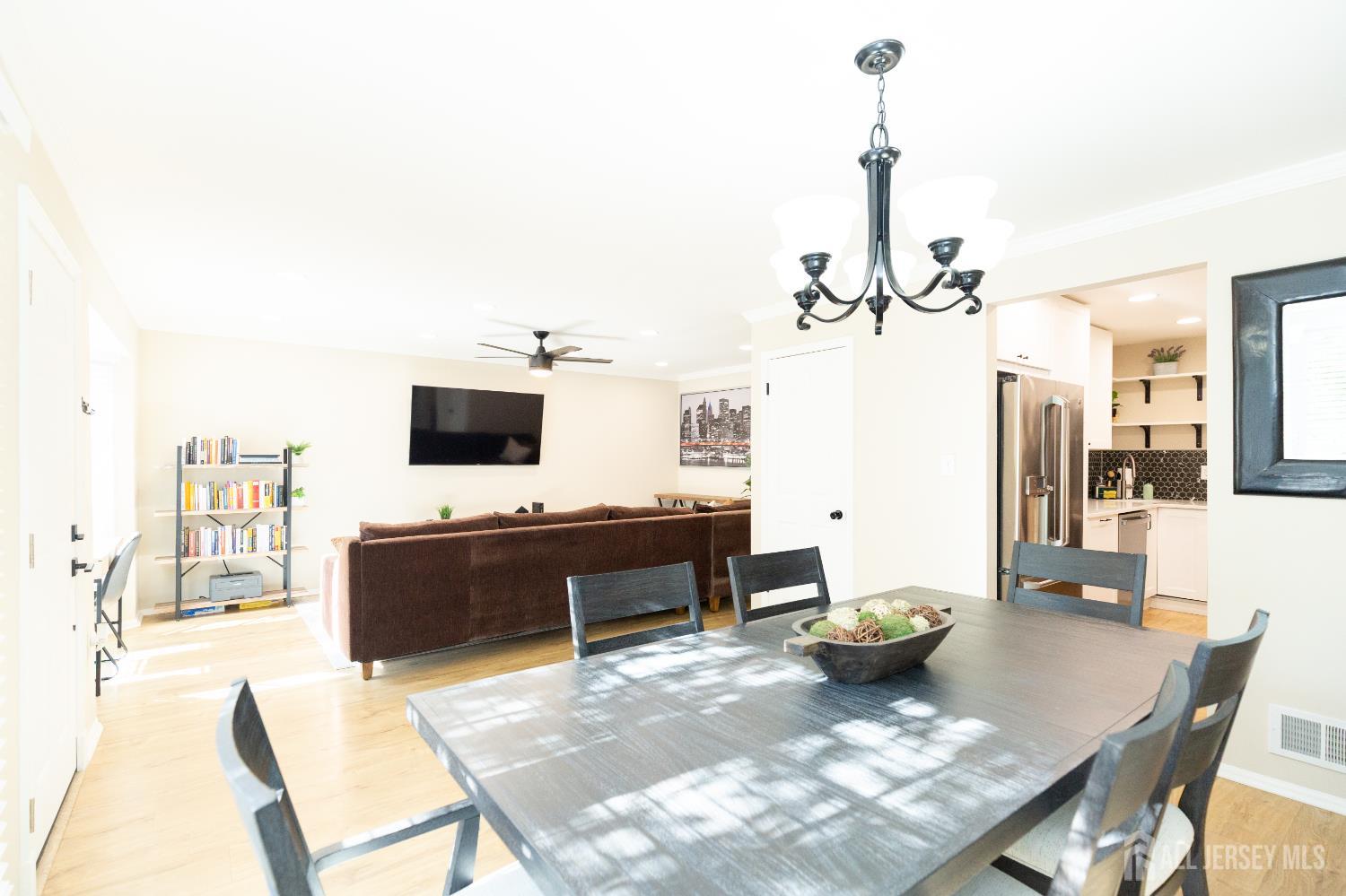 130 Albury Way, North Brunswick, NJ, 08902 image 9