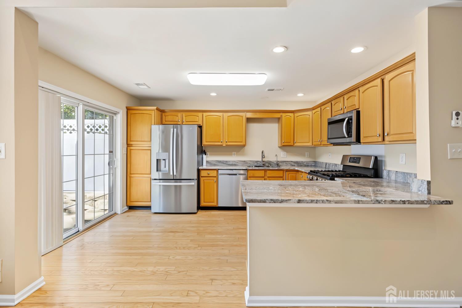 103 Creststone Circle, South Brunswick, NJ, 08540 image 25