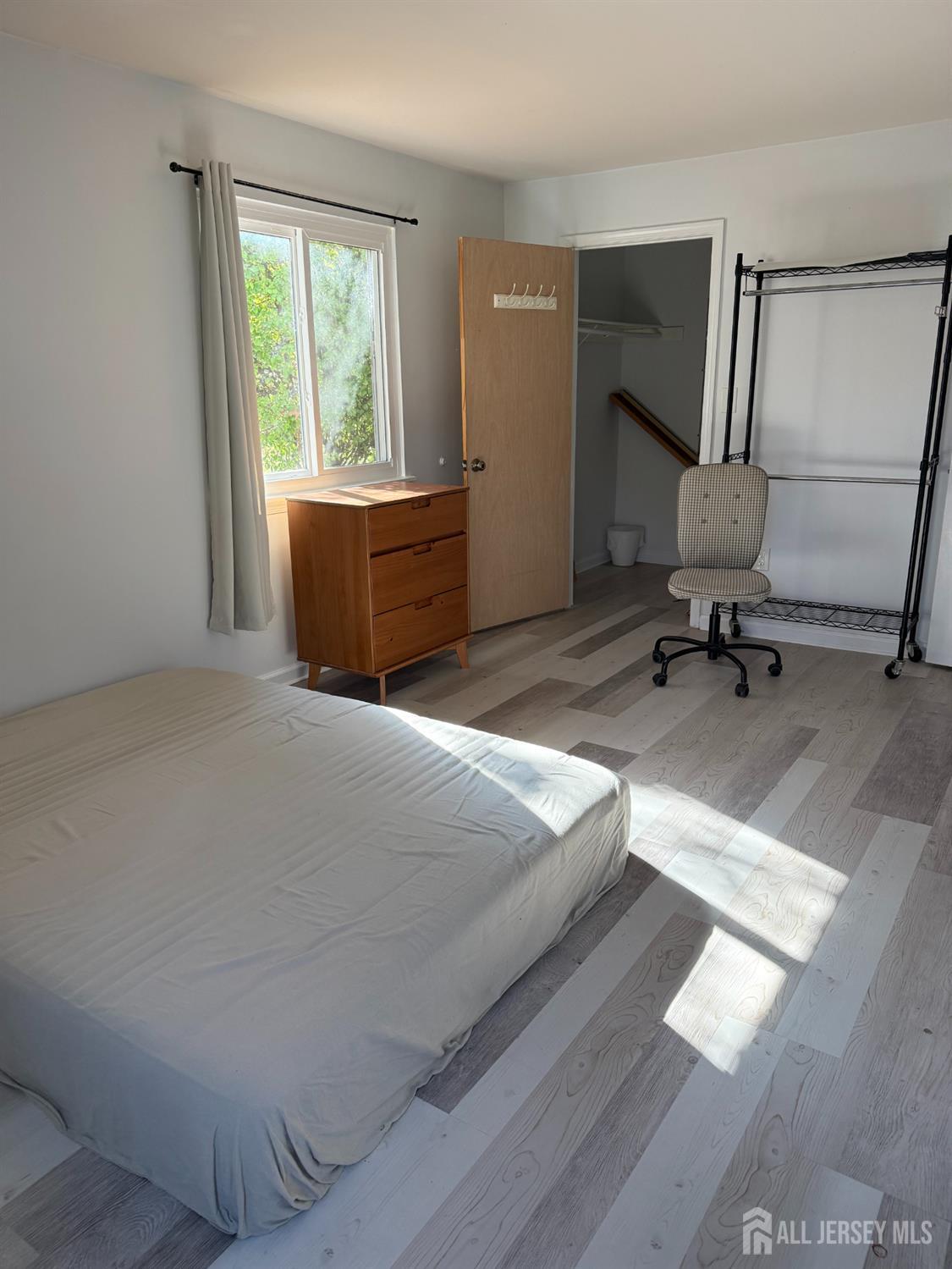 73 Eton Way Image 4