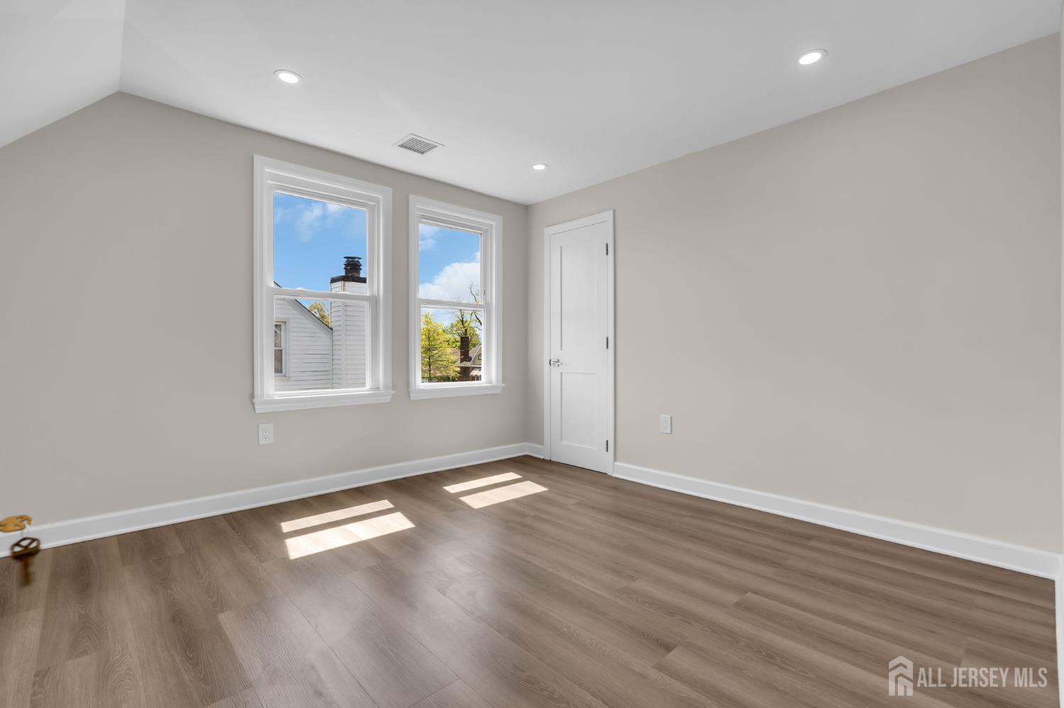21 Market Street, Edison, NJ, 08817 image 20