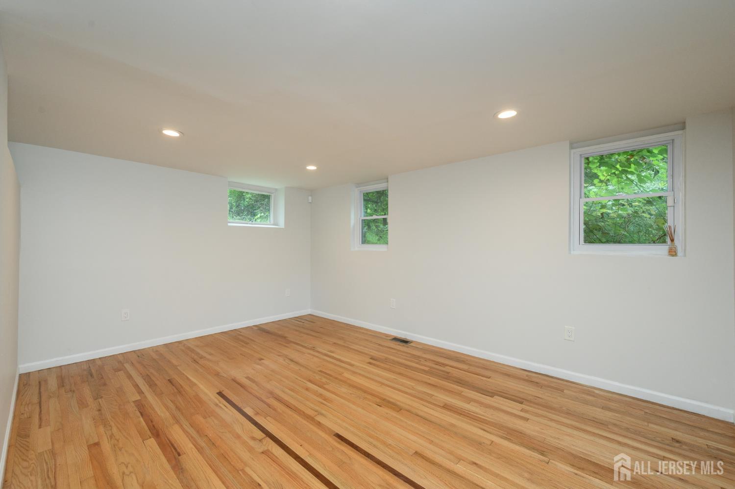 596 Keefe Road, Lawrence, NJ, 08648 image 36