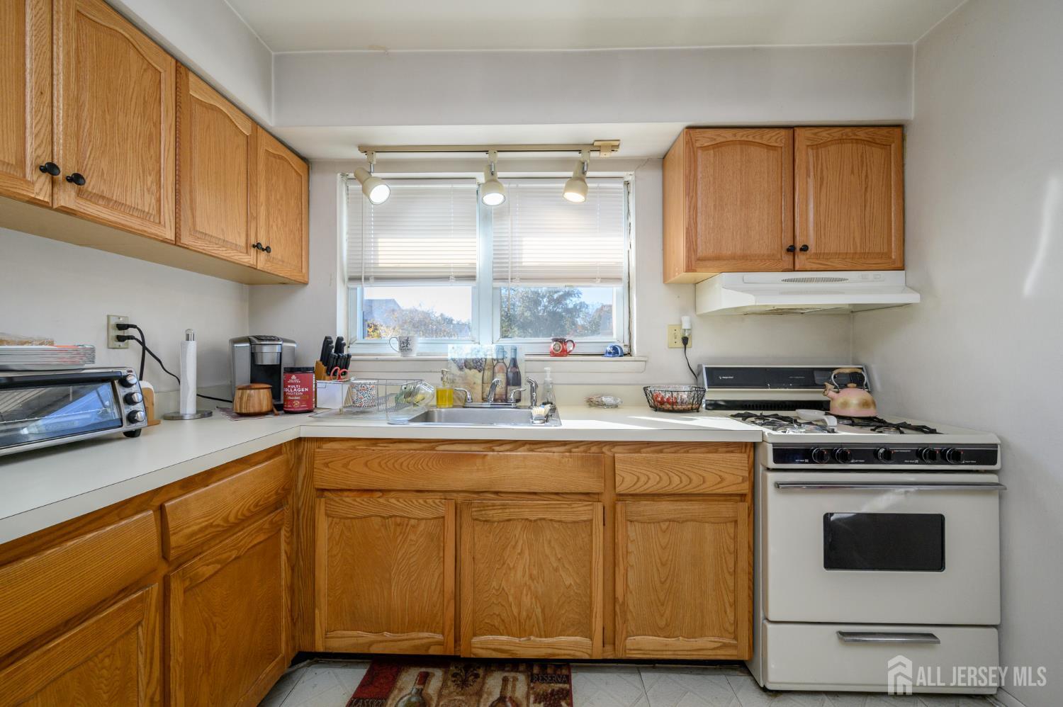 24 Woodedge Avenue 7, Edison, NJ, 08817 image 9